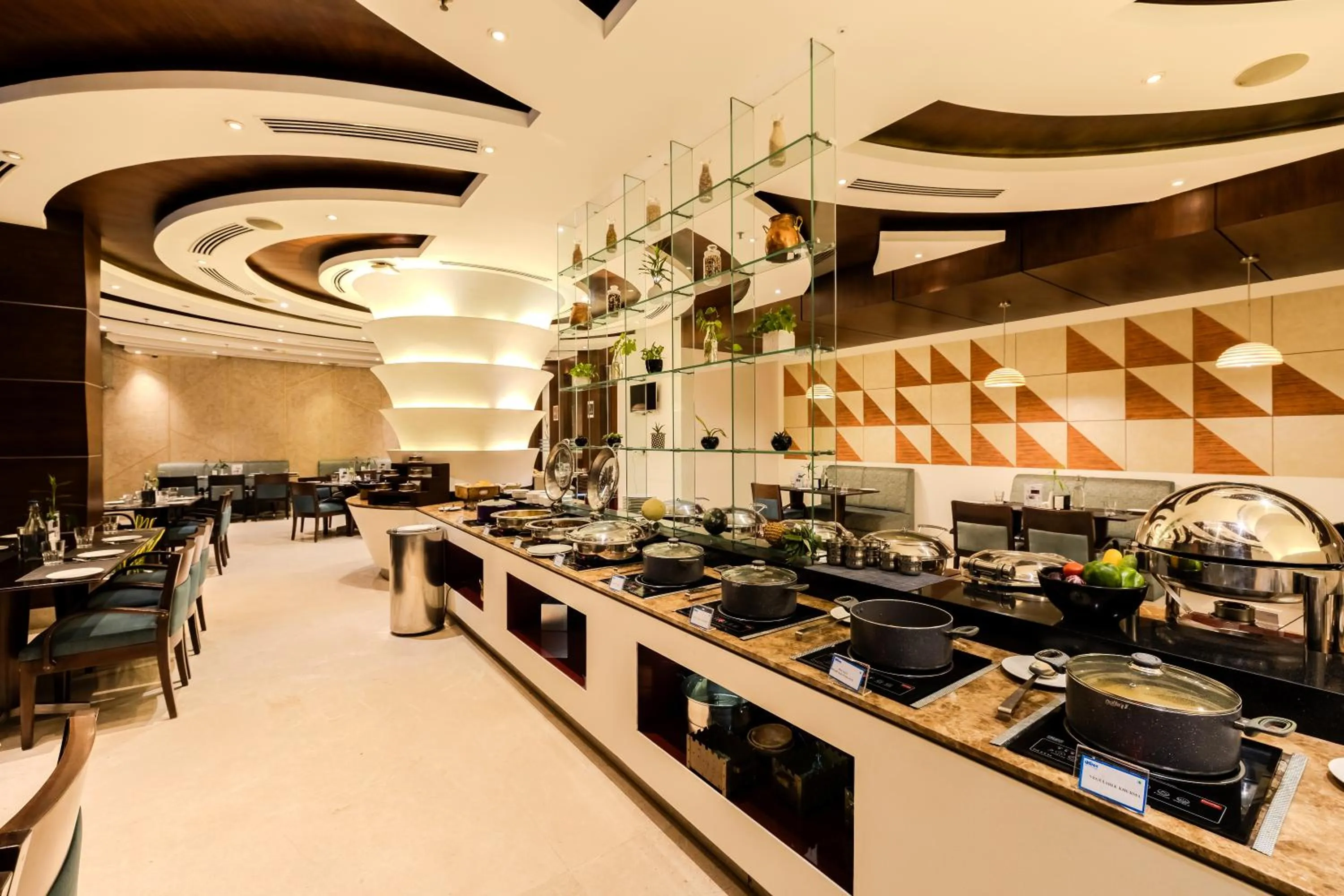 Restaurant/places to eat in Olive Downtown