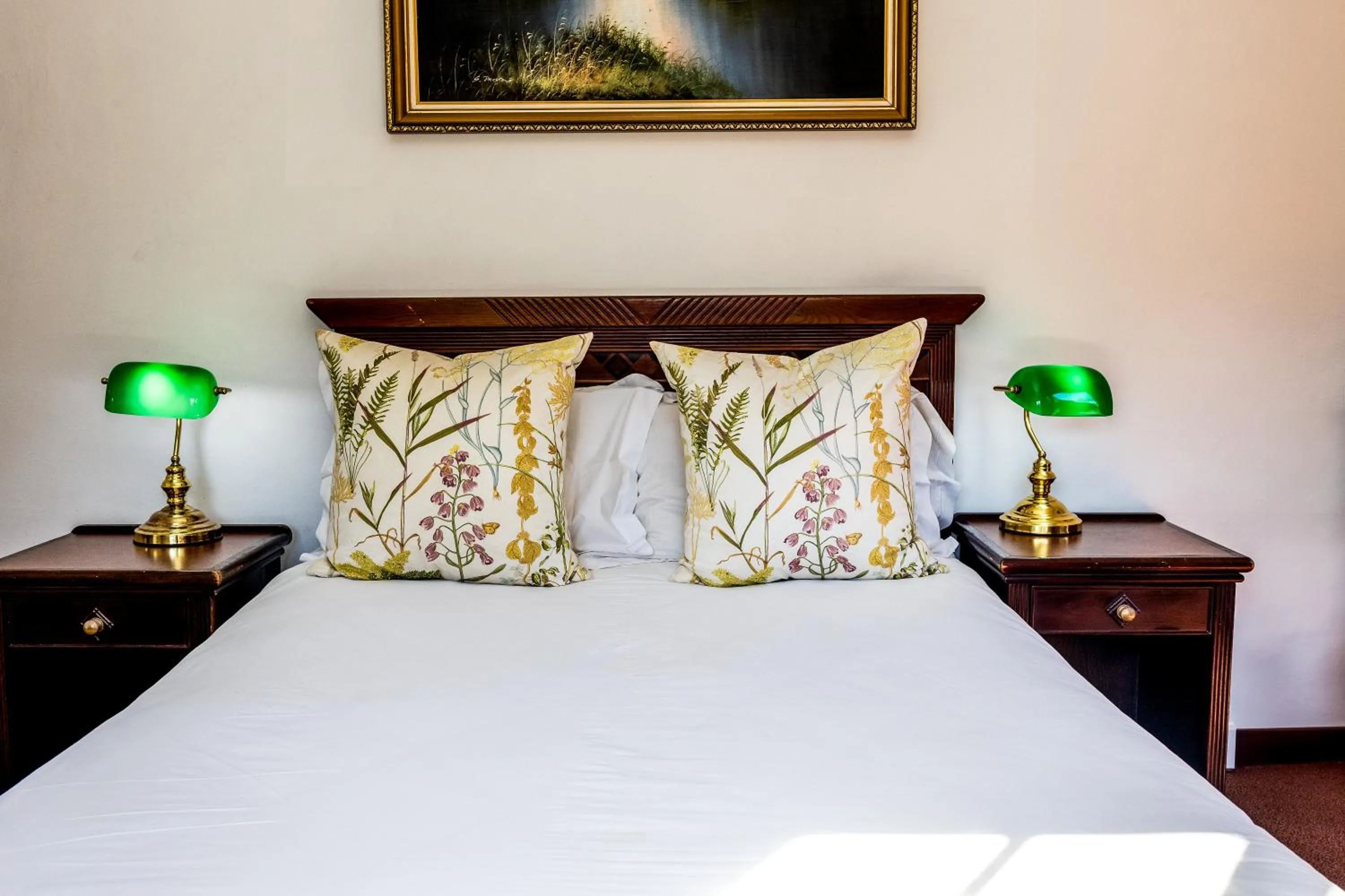 Bed in Himeville Arms