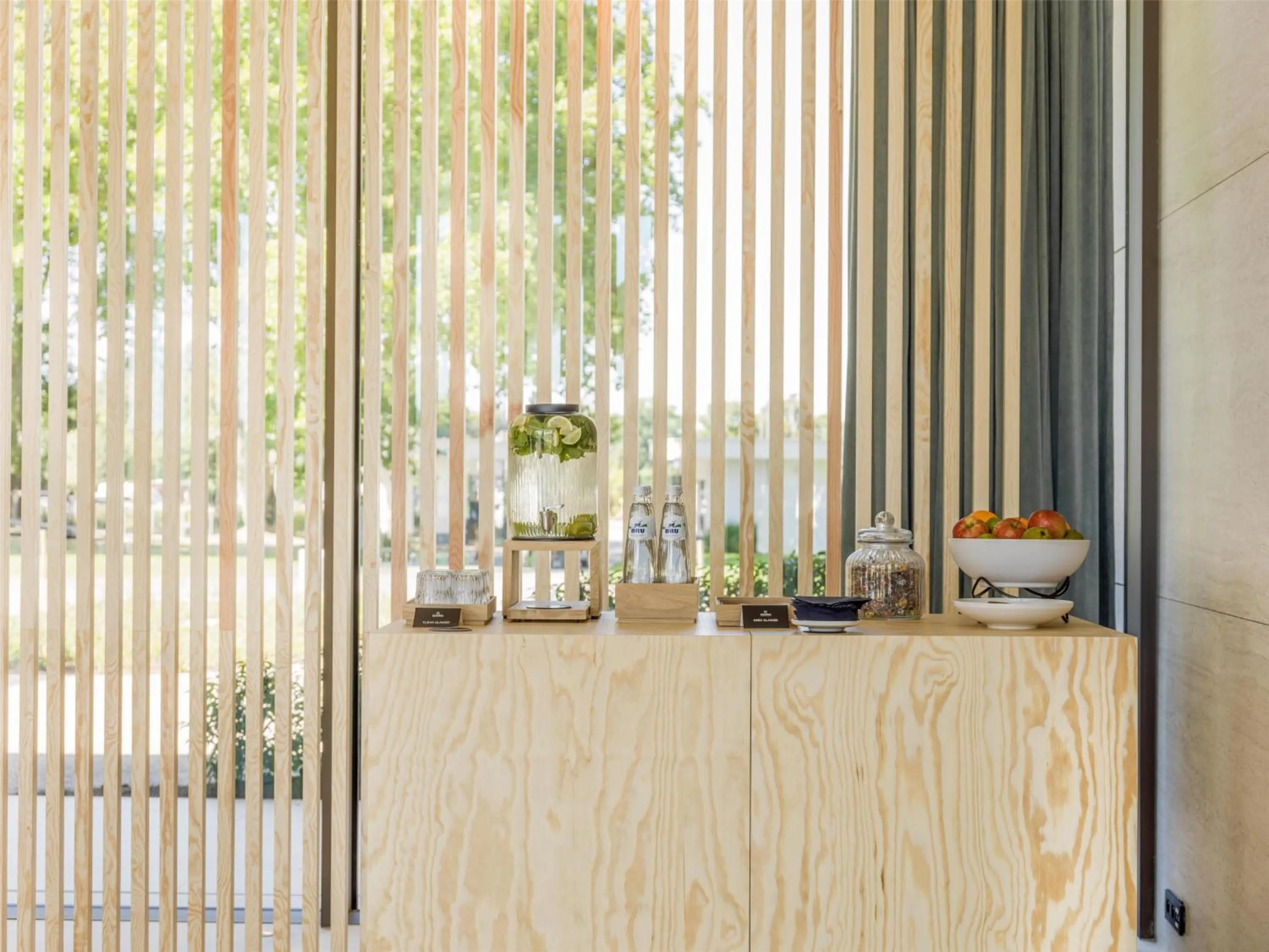 Lobby or reception in Radisson Collection The National Hotel, Brussels