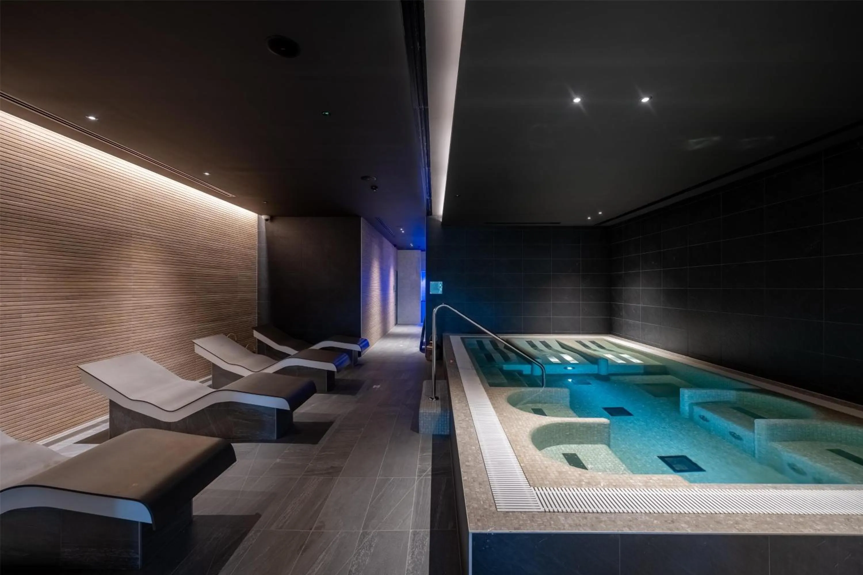 Spa and wellness centre/facilities in Radisson Collection The National Hotel, Brussels