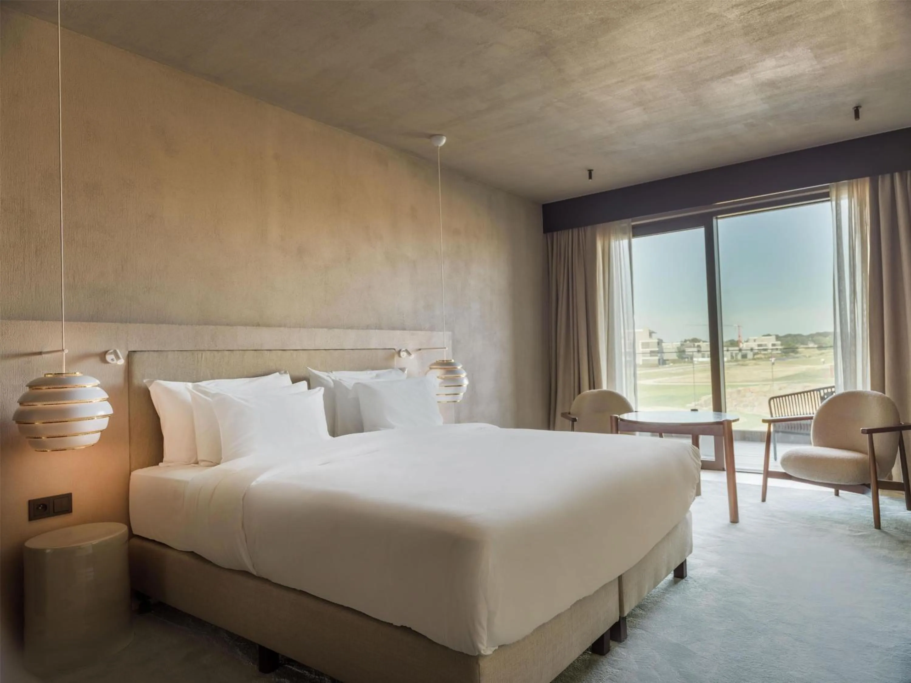 Bedroom, Bed in Radisson Collection The National Hotel, Brussels