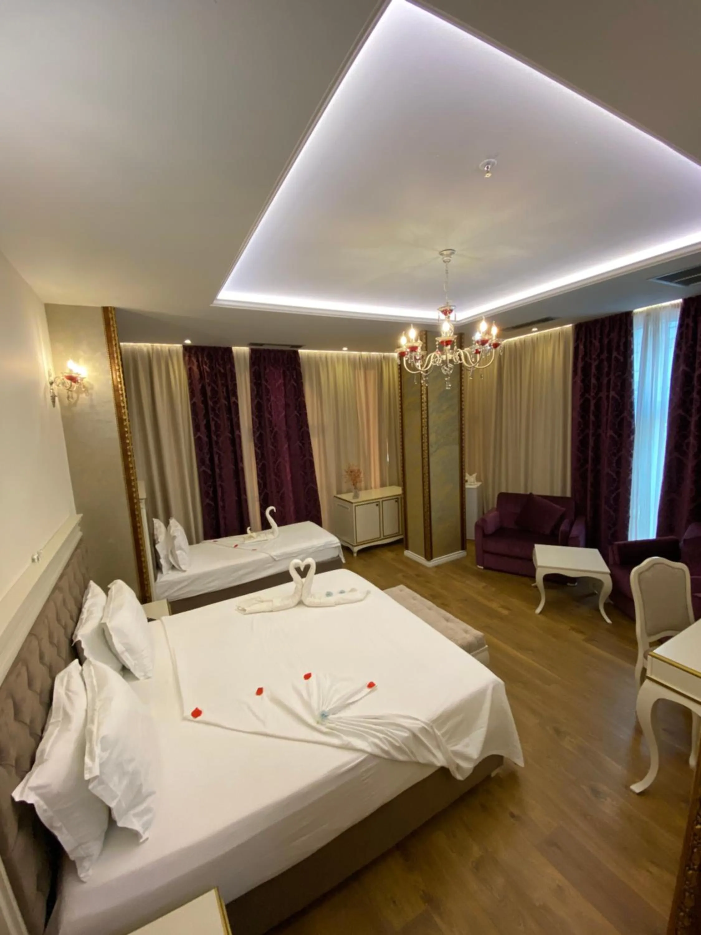 Photo of the whole room, Bed in The Red Bricks Hotel