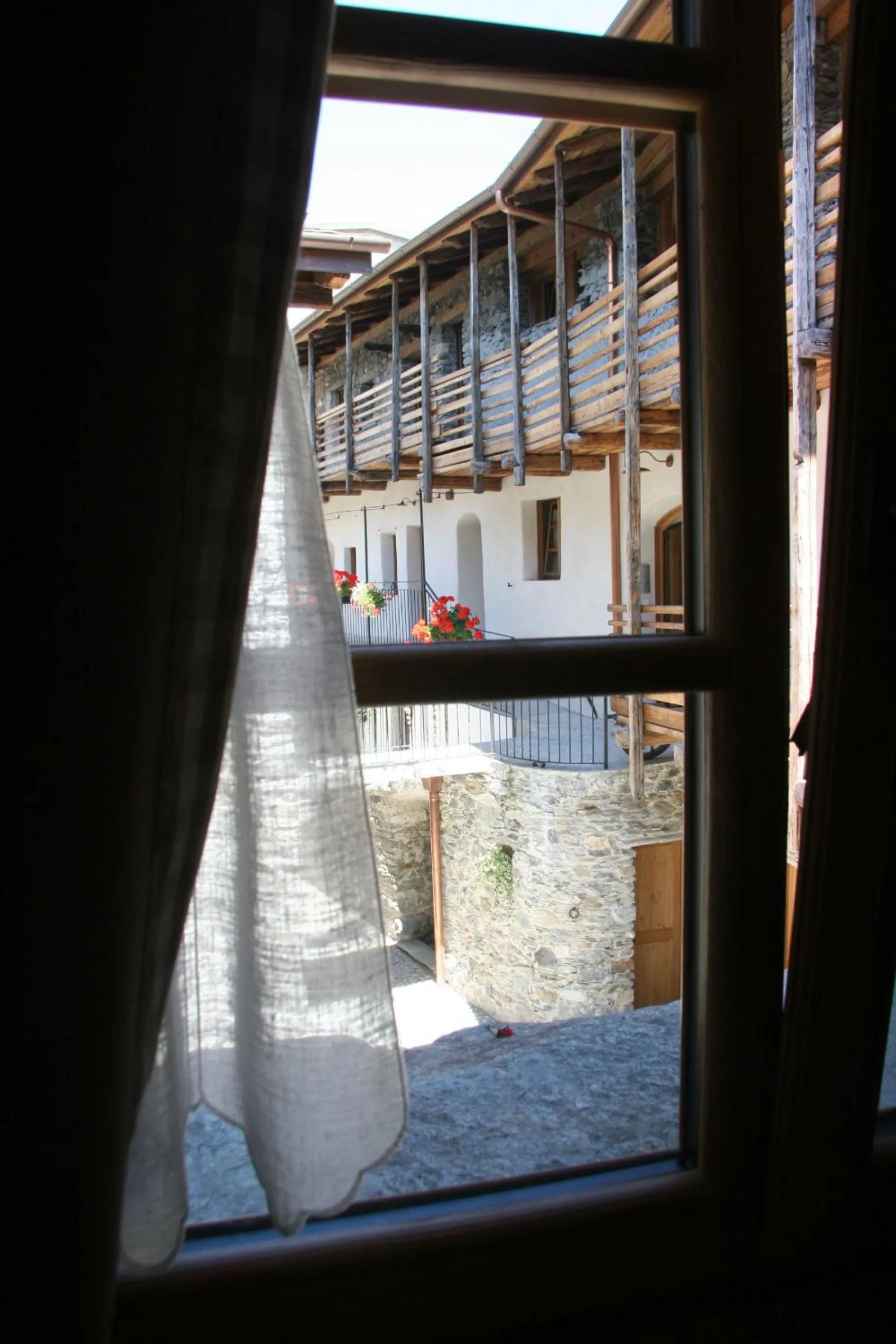 Day in Ostello del Castello Tirano