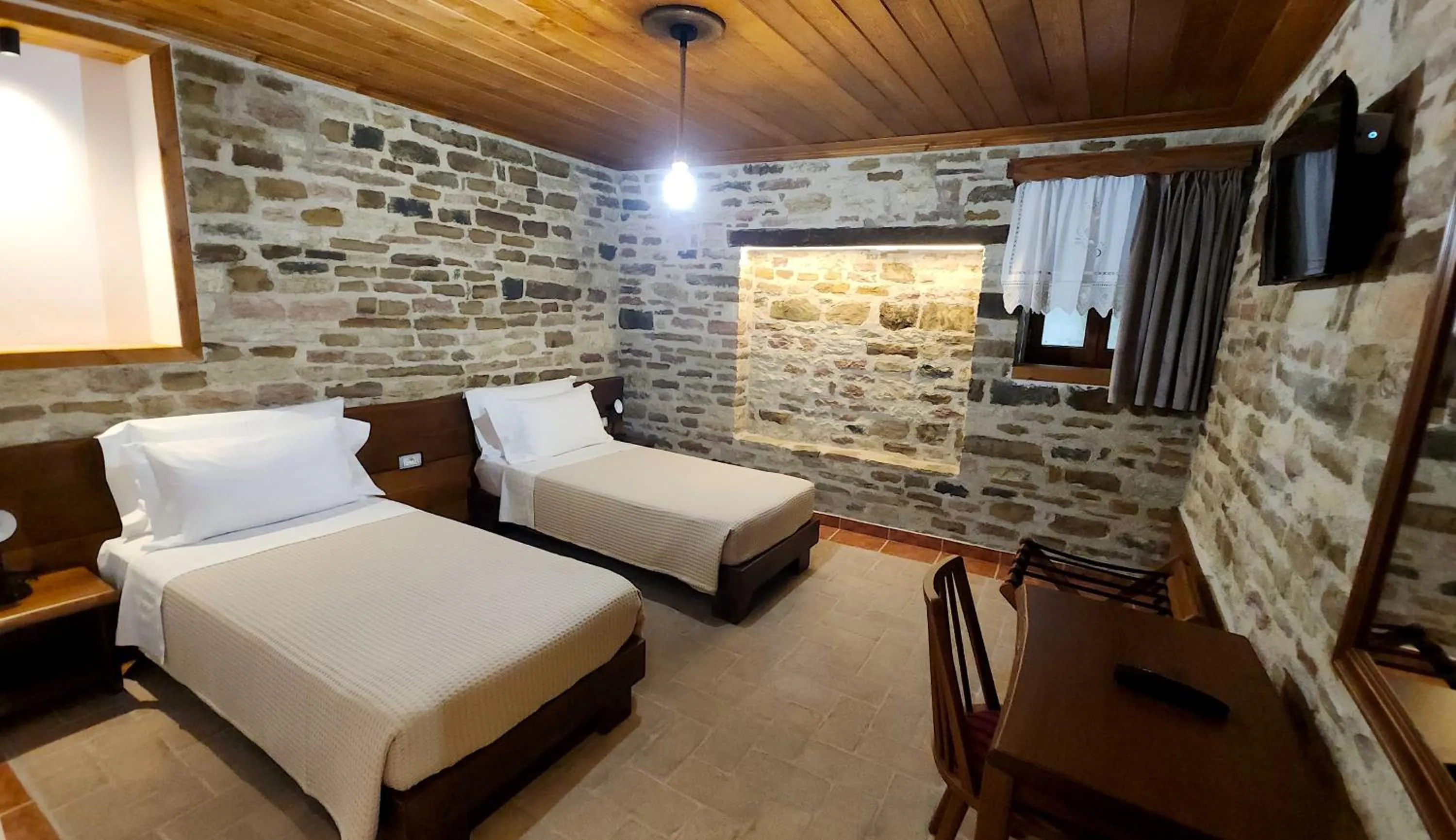 Bed in Bizant House Boutique Hotel