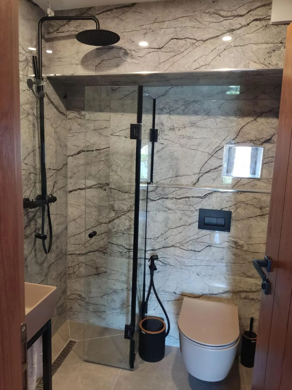 Shower in Bizant House Boutique Hotel