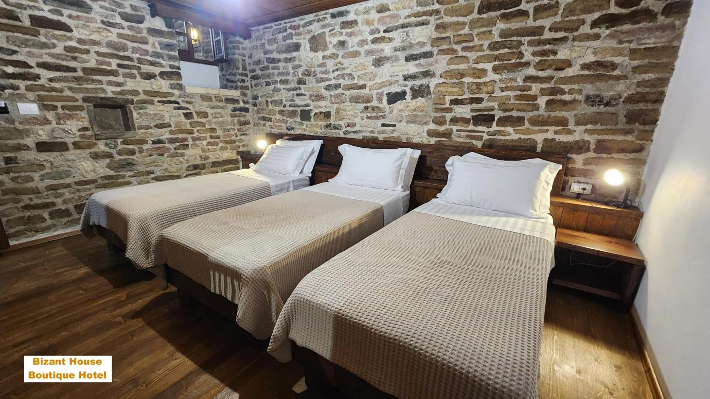 Bed in Bizant House Boutique Hotel