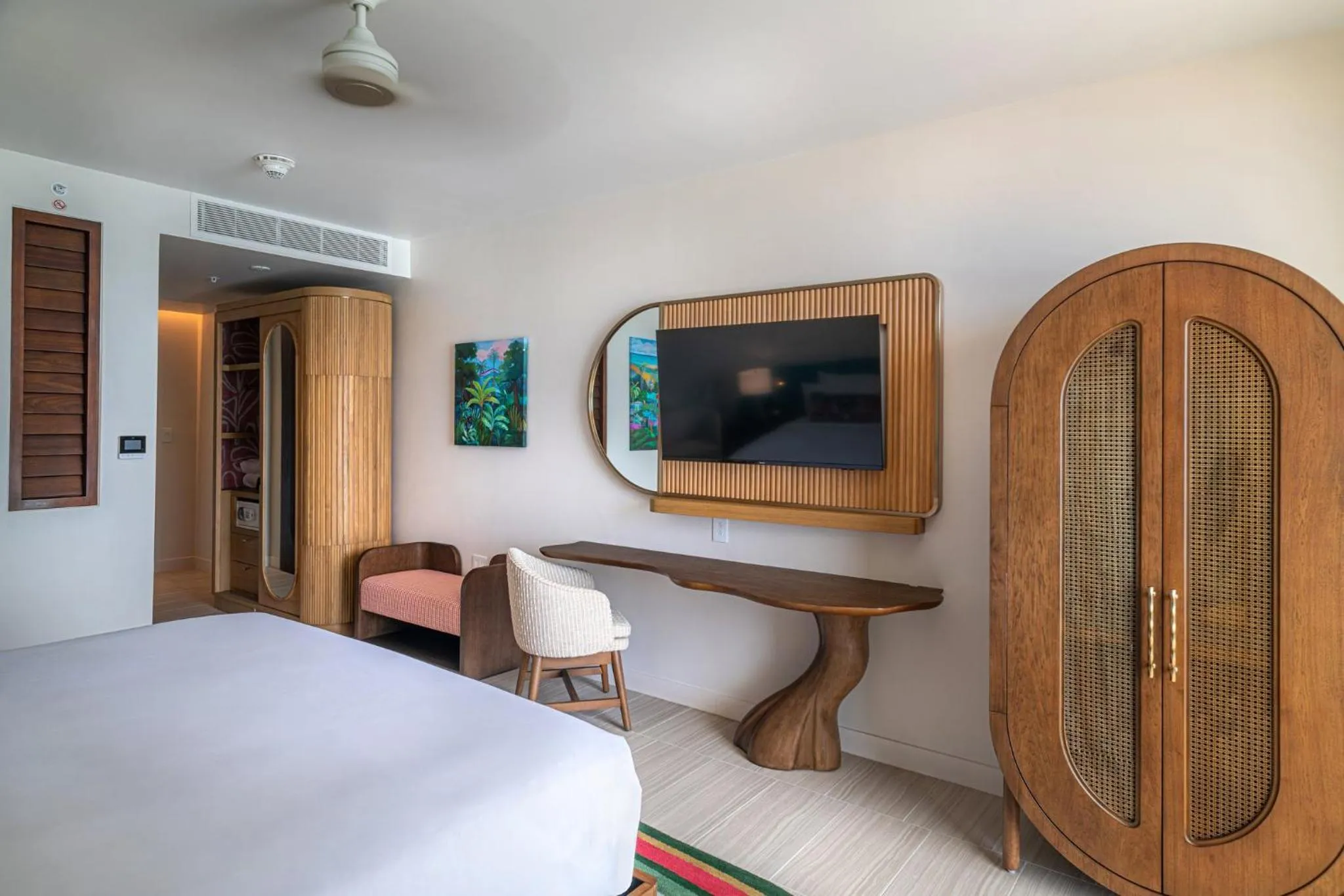 Photo of the whole room, Bed in Hotel Indigo Bridgetown Barbados by IHG