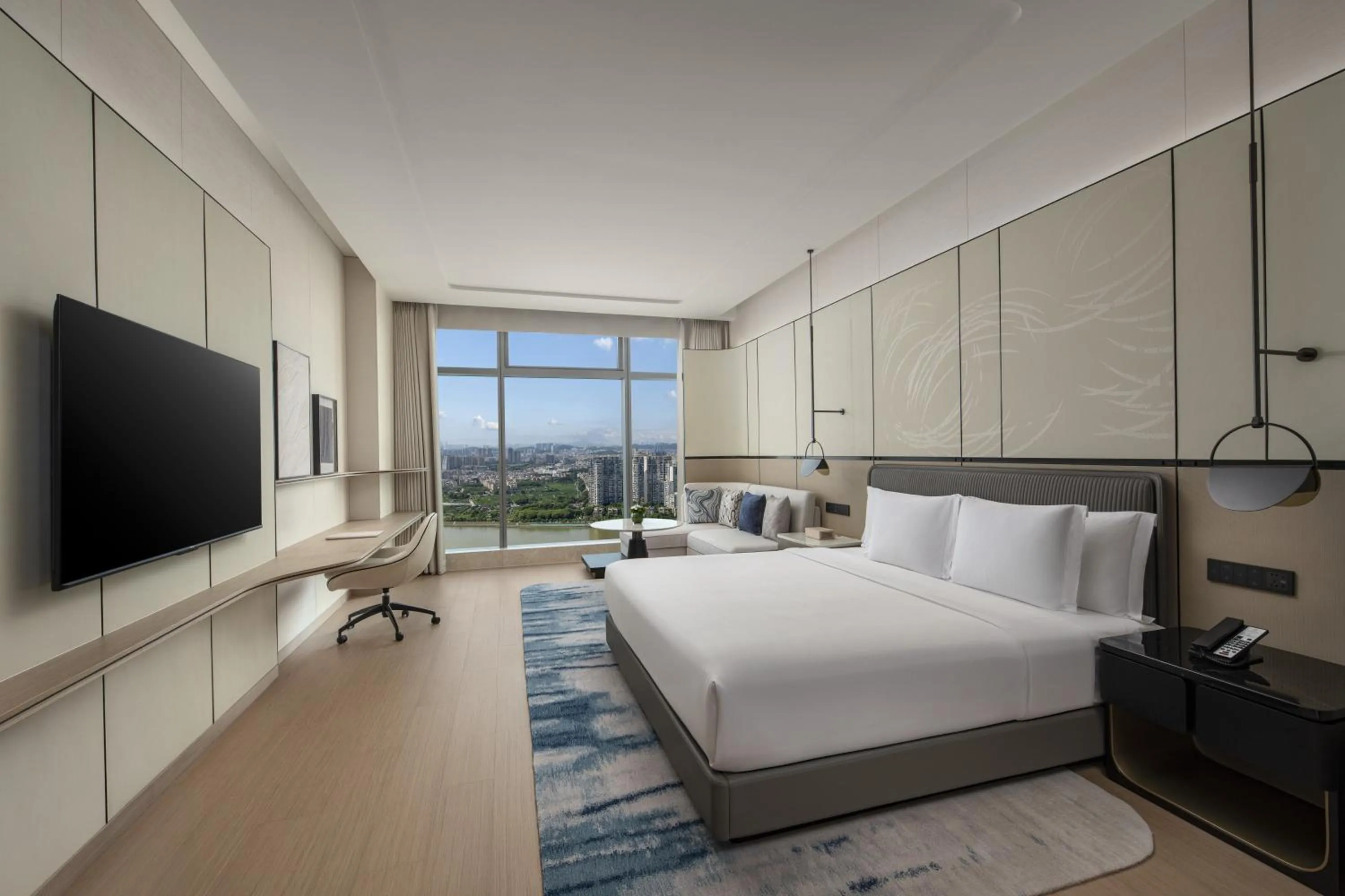 Bedroom, Bed in Crowne Plaza Guangzhou Window of Canton