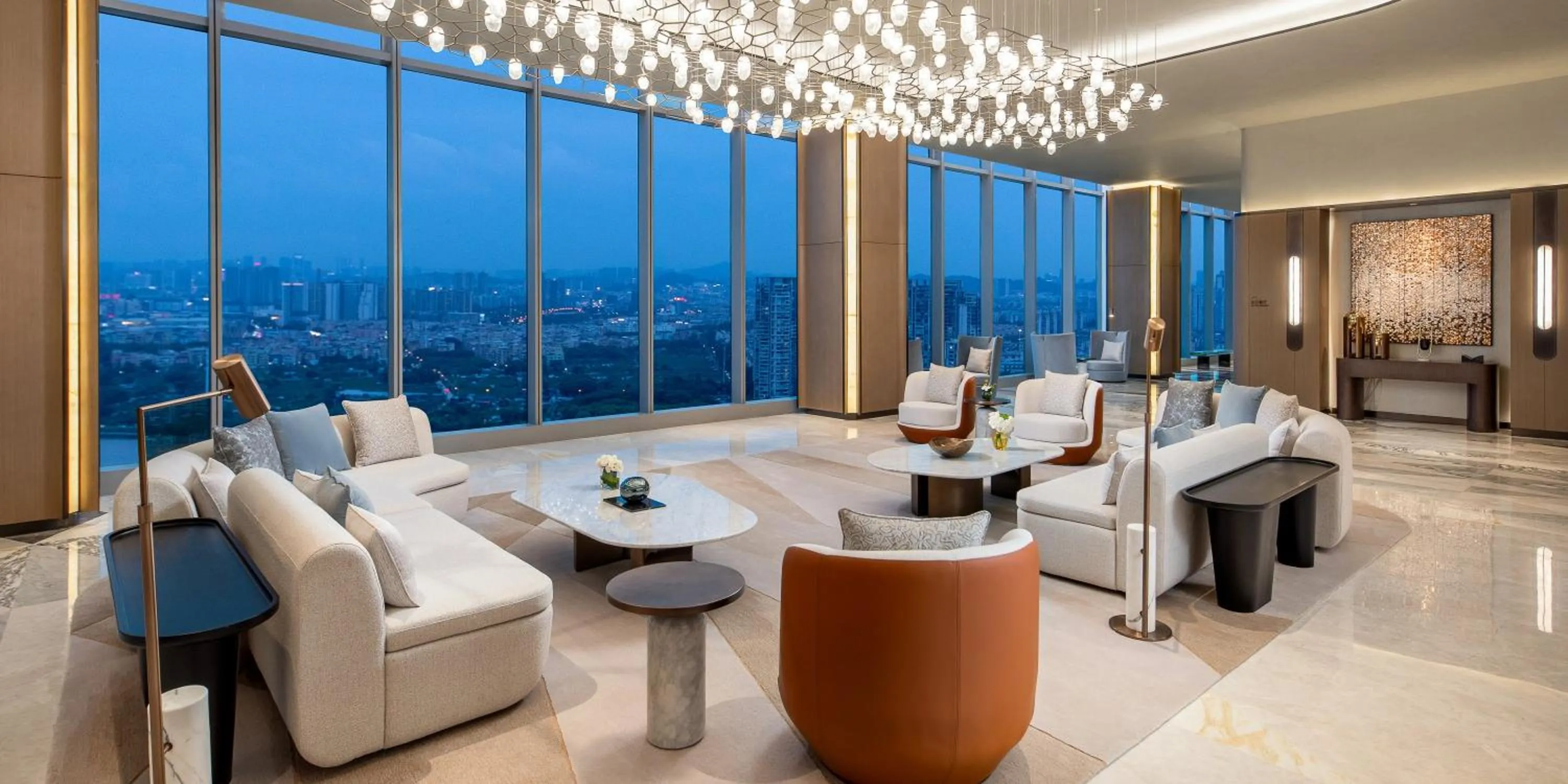 Property building in Crowne Plaza Guangzhou Window of Canton