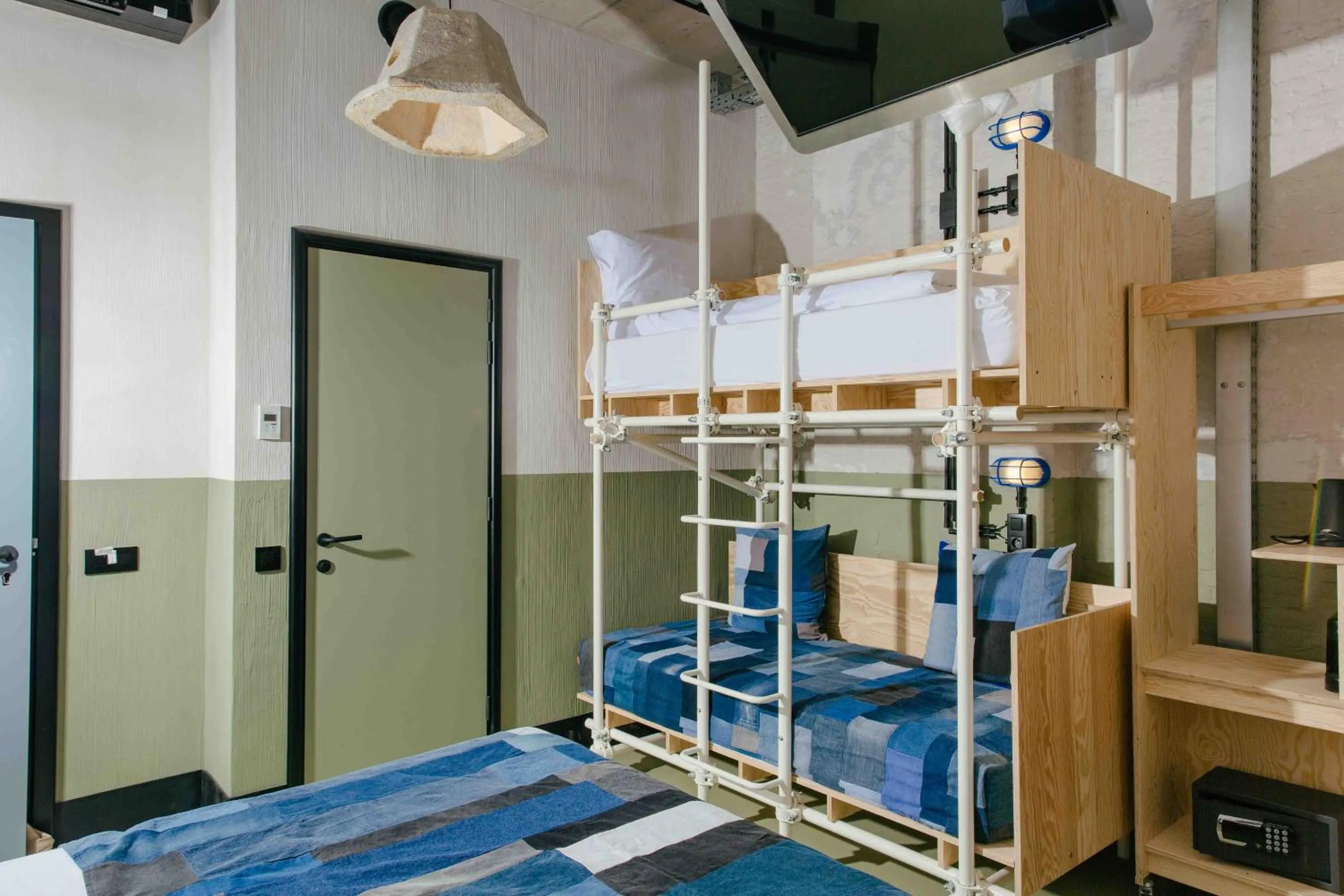 Bedroom, Bed in JAM Ghent