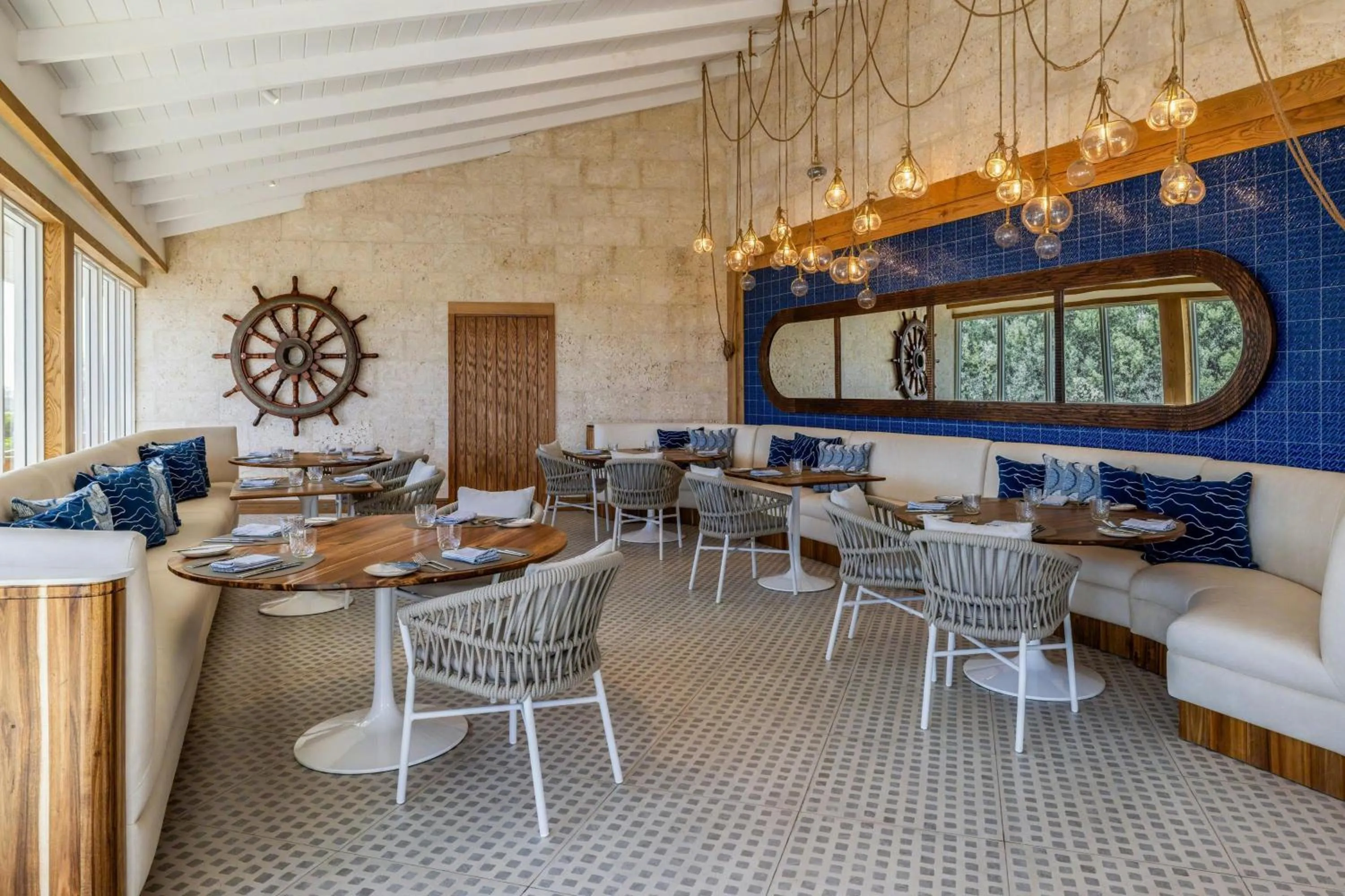 Restaurant/places to eat in Salterra, a Luxury Collection Resort & Spa, South Caicos