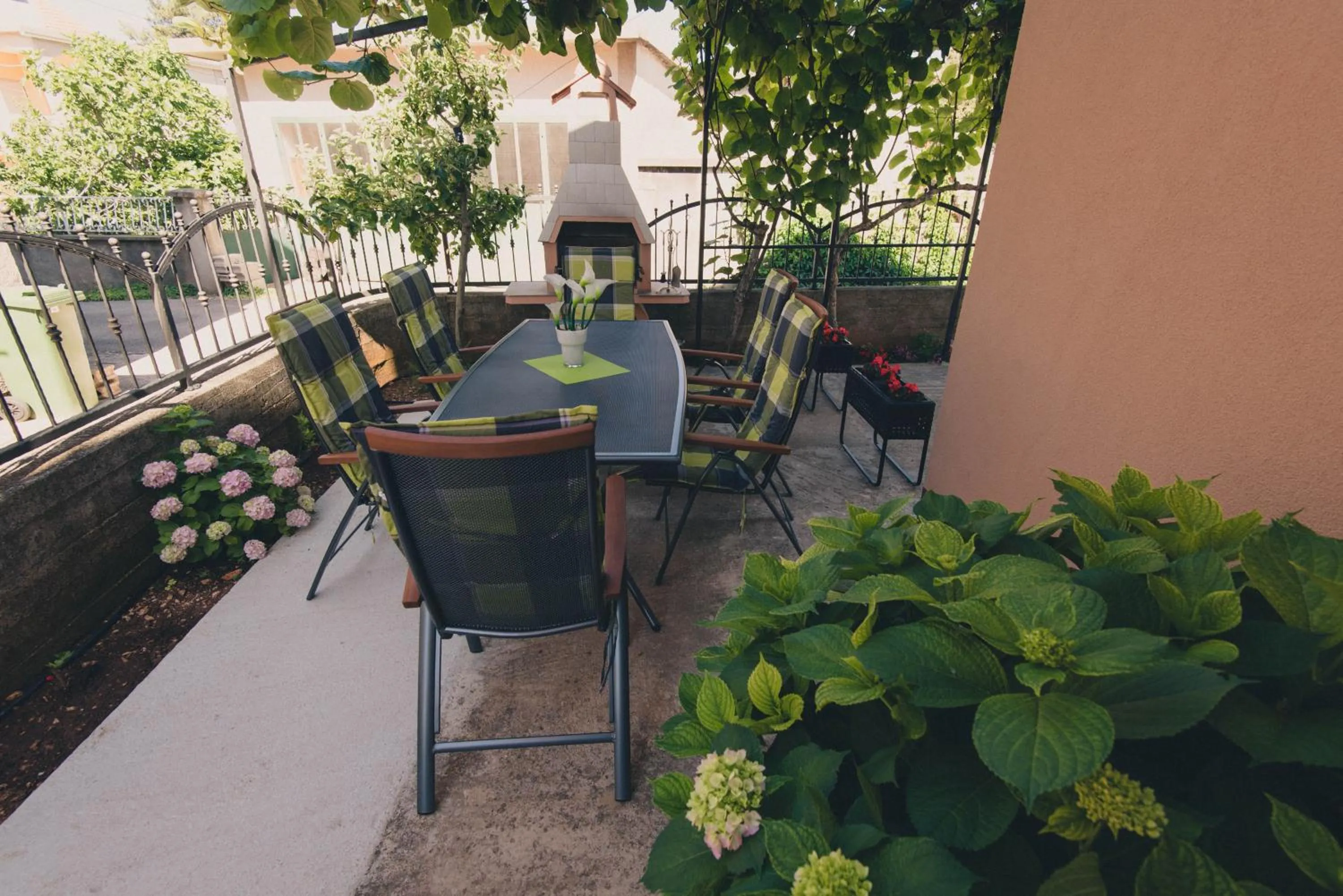 BBQ facilities in Apartments Sunny Garden