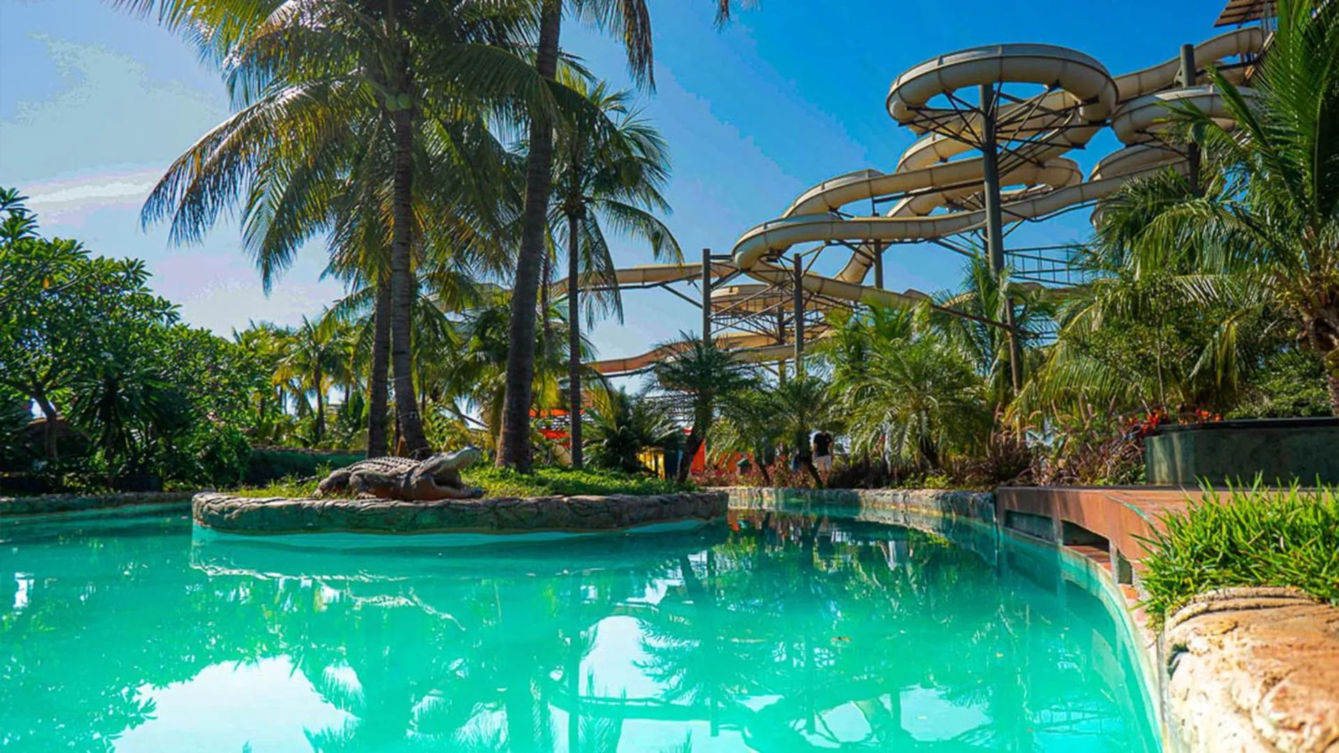 Aqua park in Hot Beach Celebration