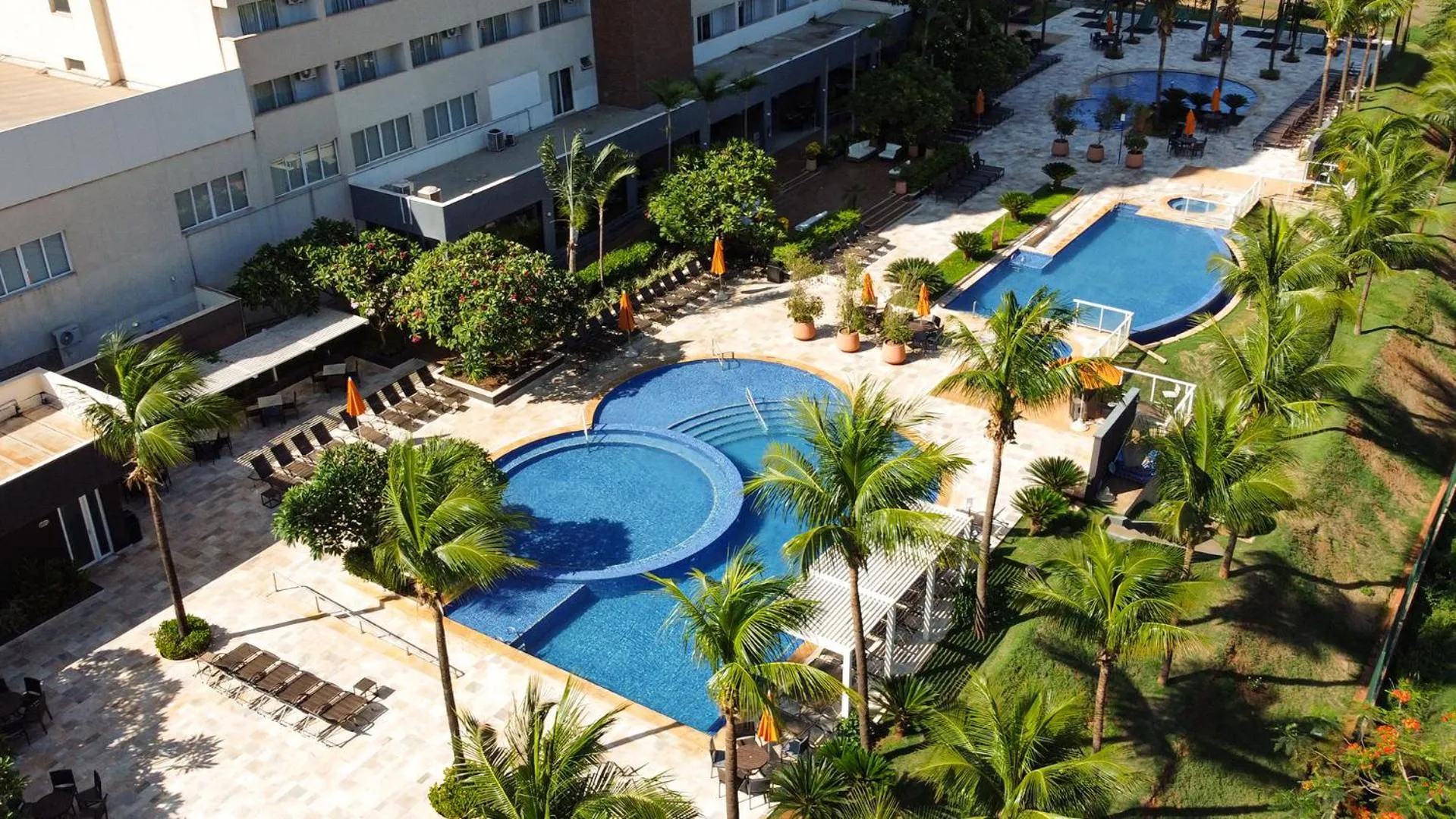 Swimming pool in Hot Beach Celebration