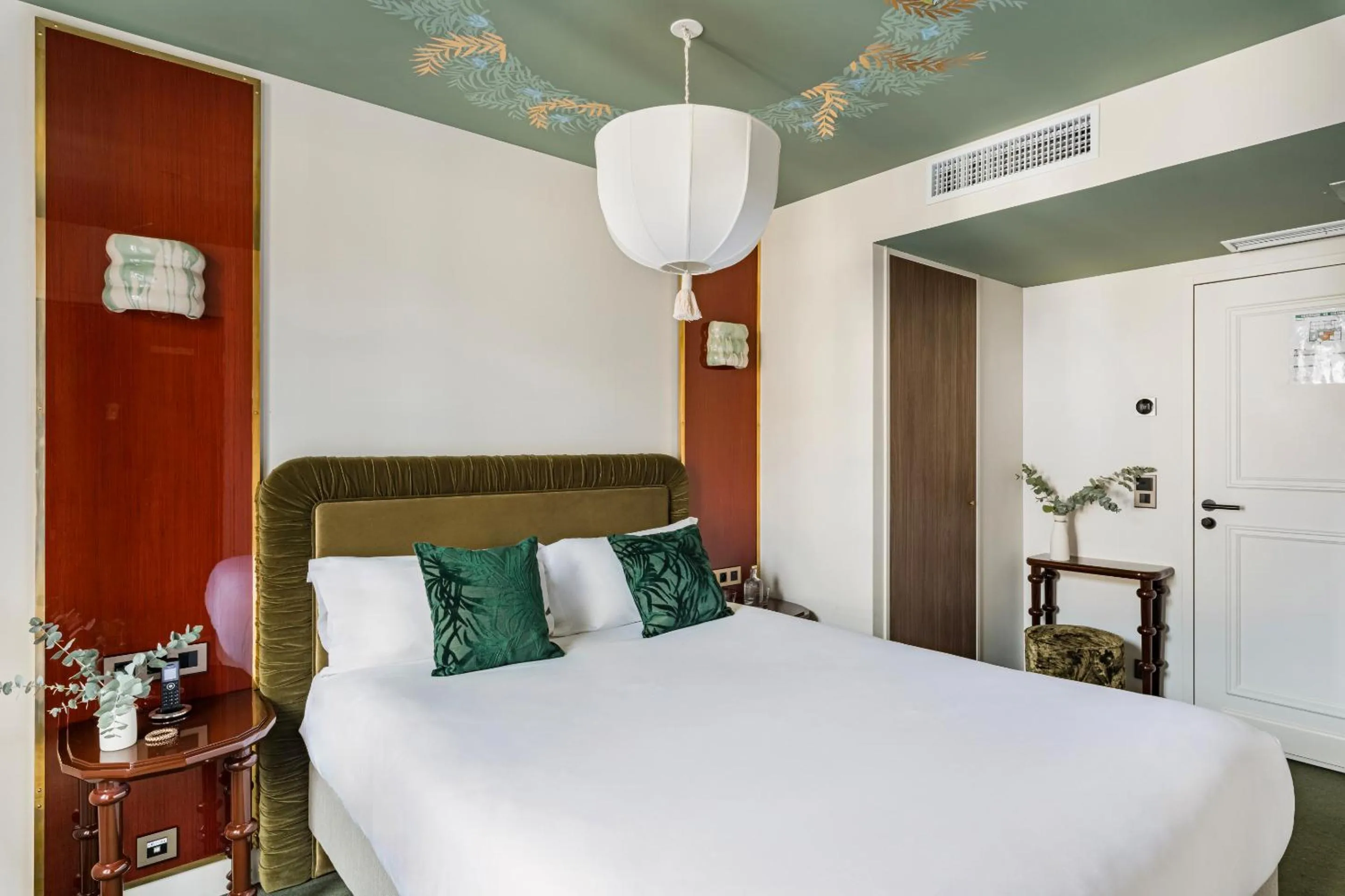 Bedroom, Bed in Hôtel La Cour du 6