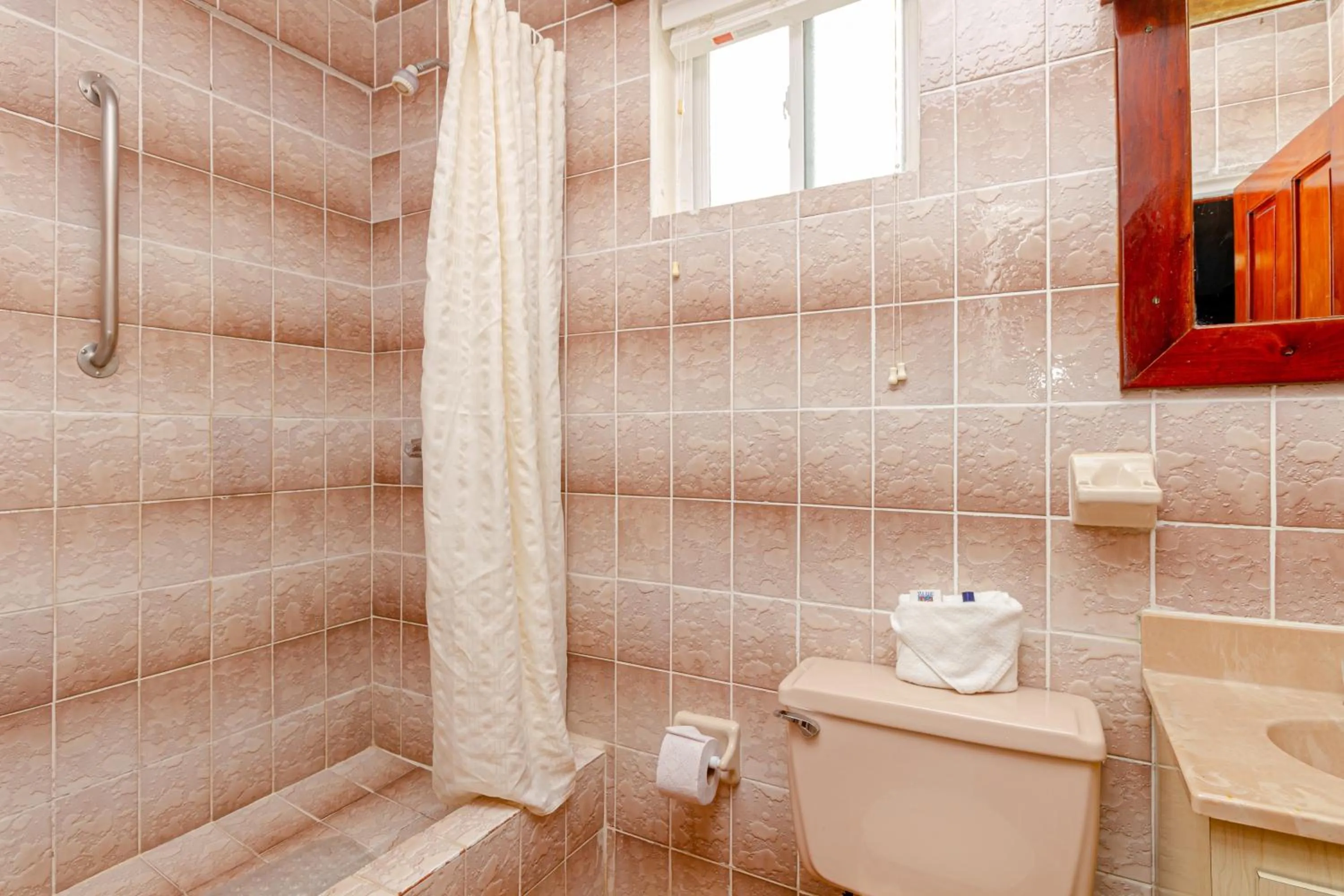 Bathroom in Blue Tang Inn