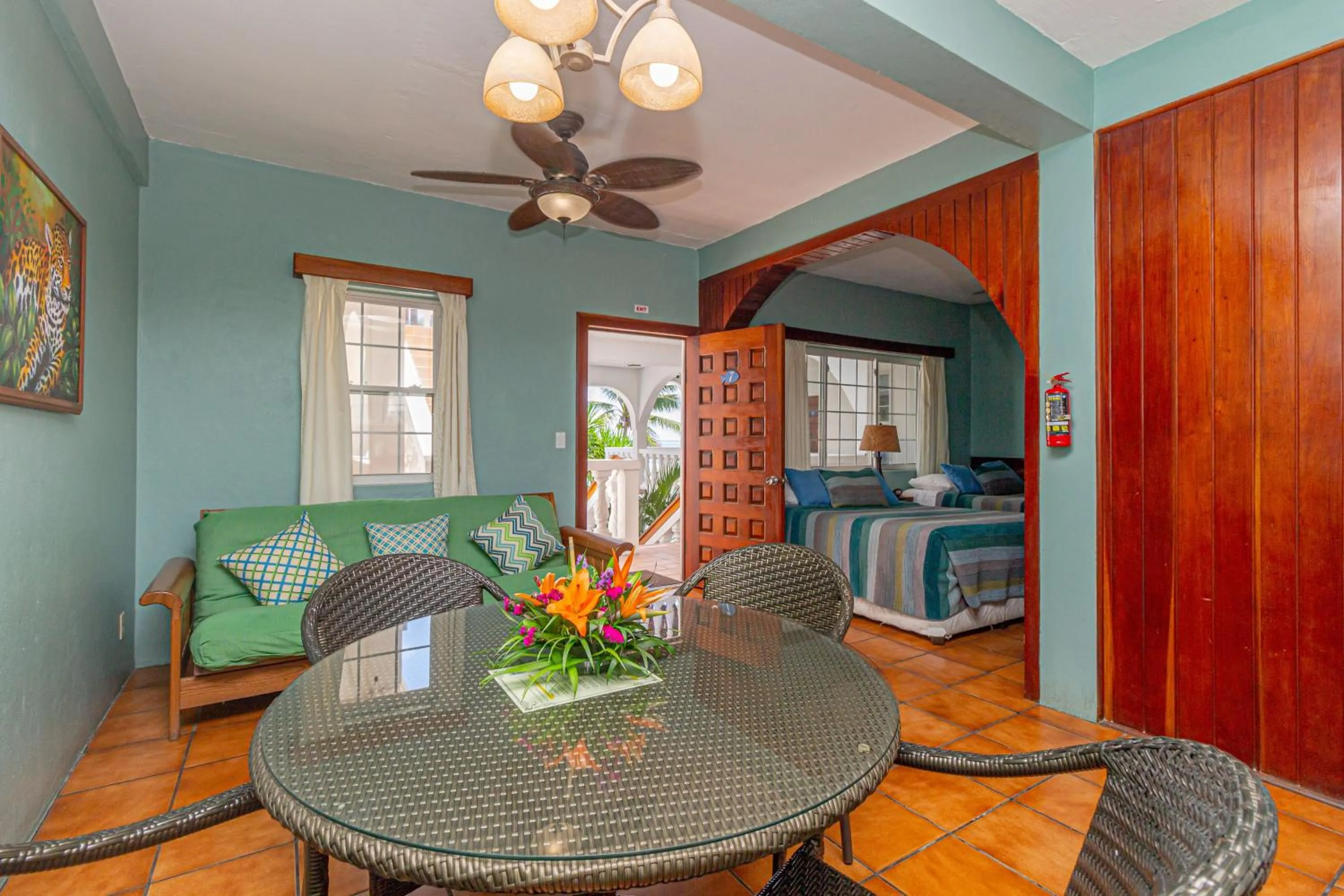 Photo of the whole room in Blue Tang Inn