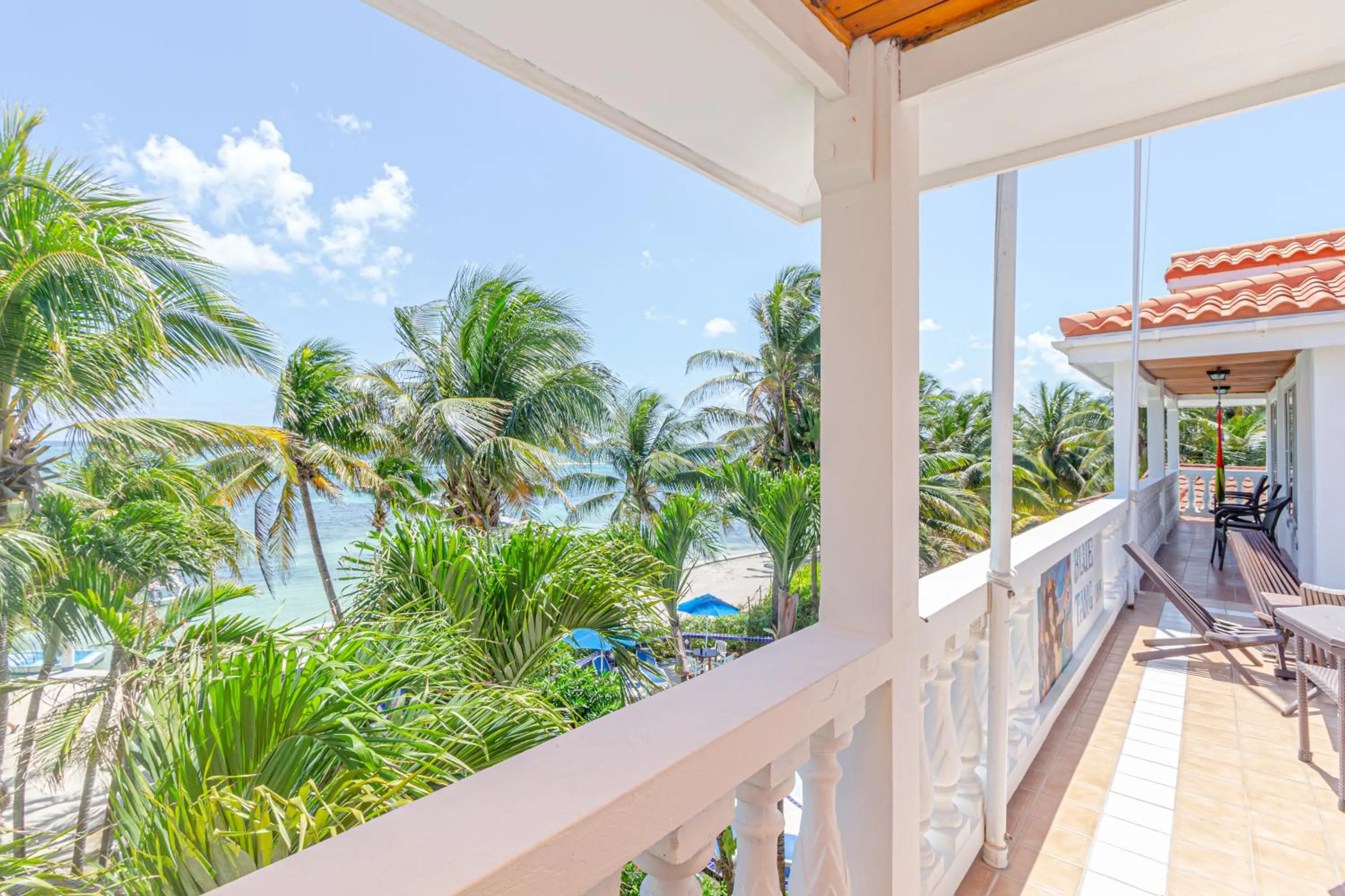 Balcony/Terrace in Blue Tang Inn