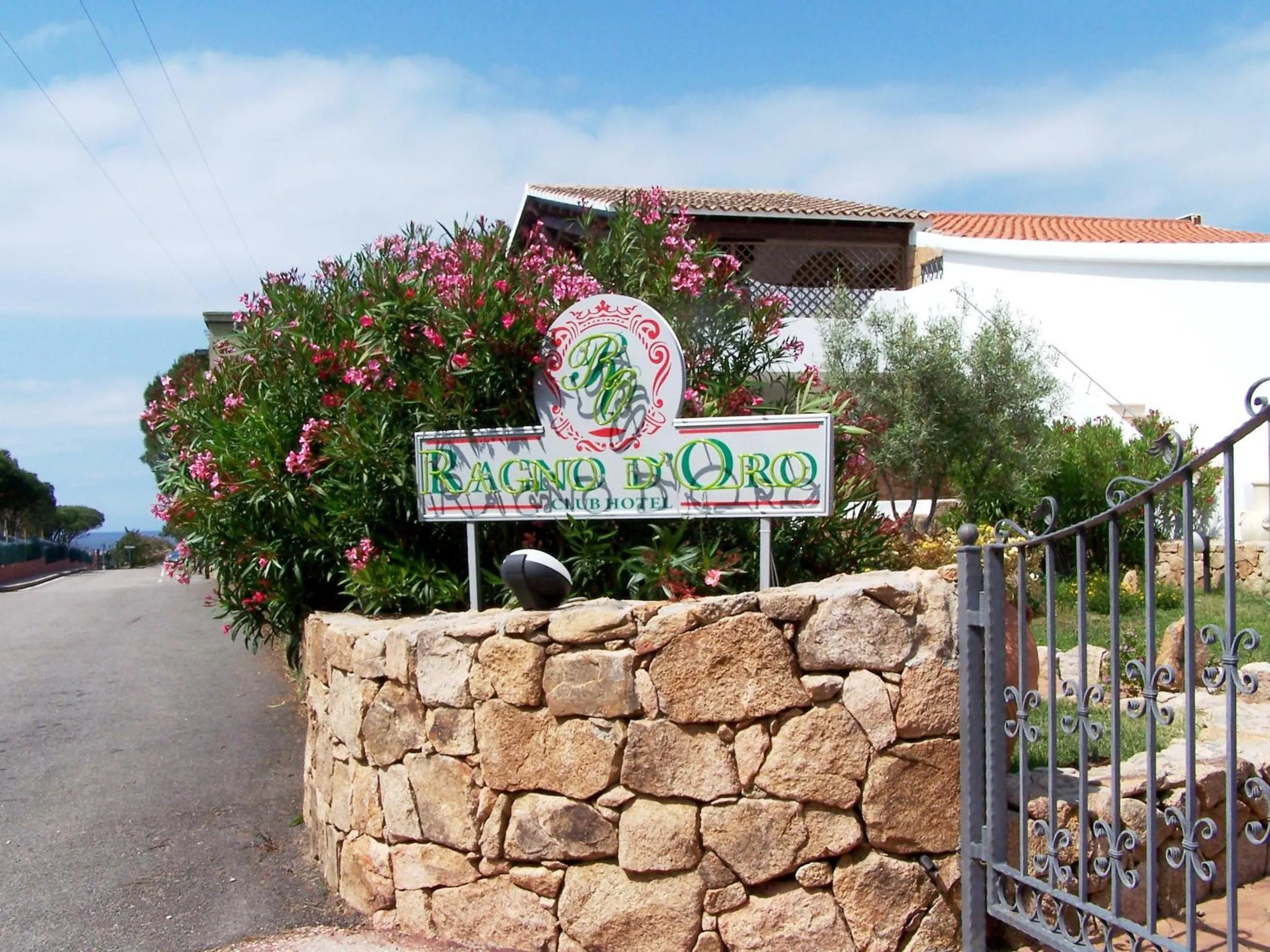 Decorative detail in Hotel Club Ragno D'oro