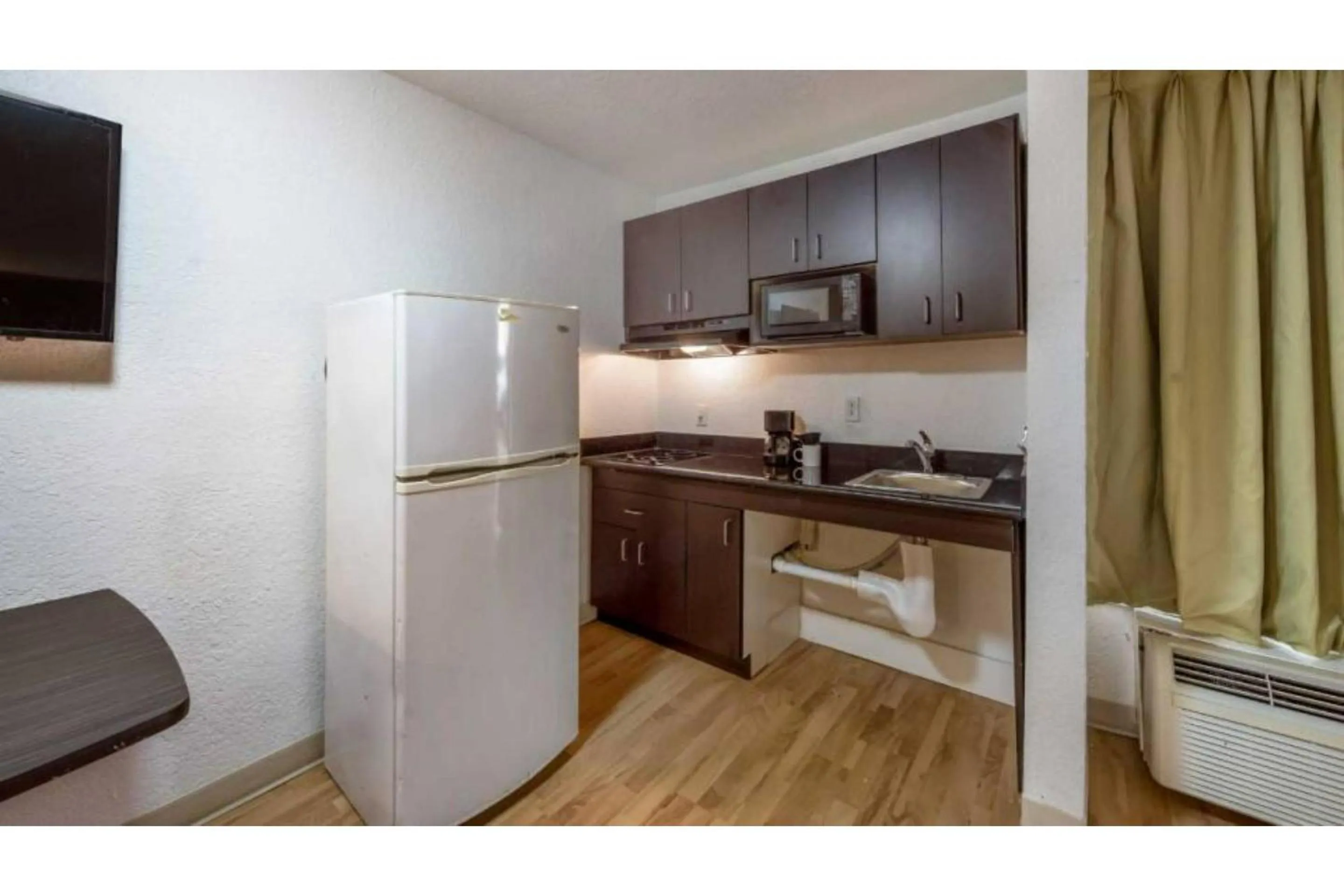 Area and facilities in Studio 6 Irving, TX - Irving DFW Airport East