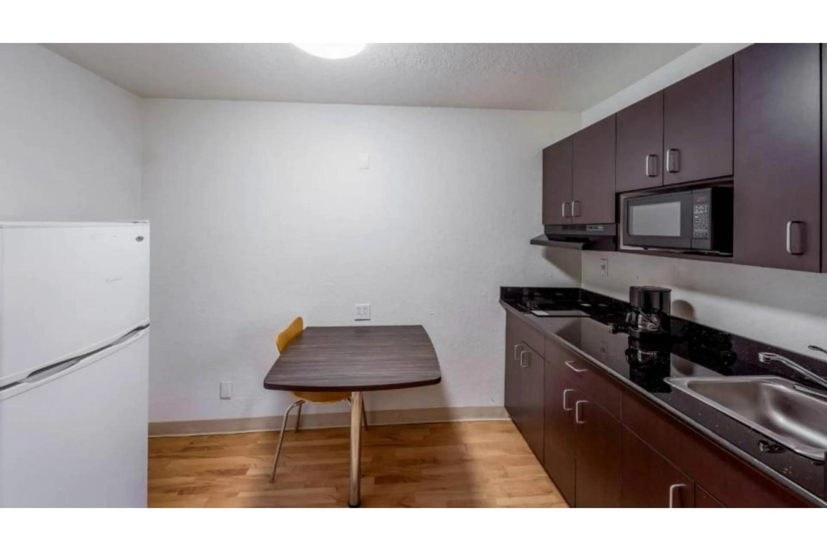 Area and facilities in Studio 6 Irving, TX - Irving DFW Airport East