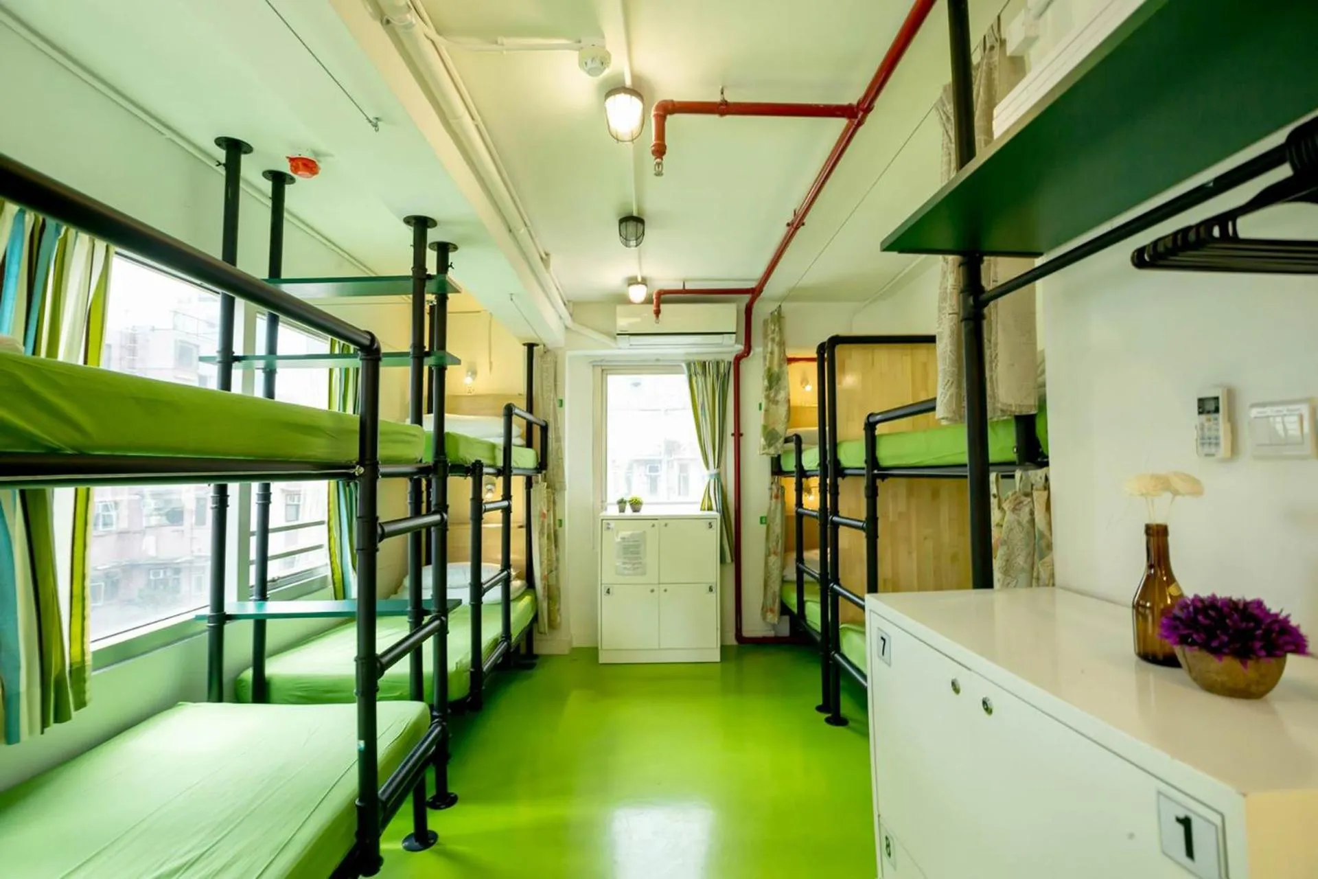 Photo of the whole room in Yesinn @YMT