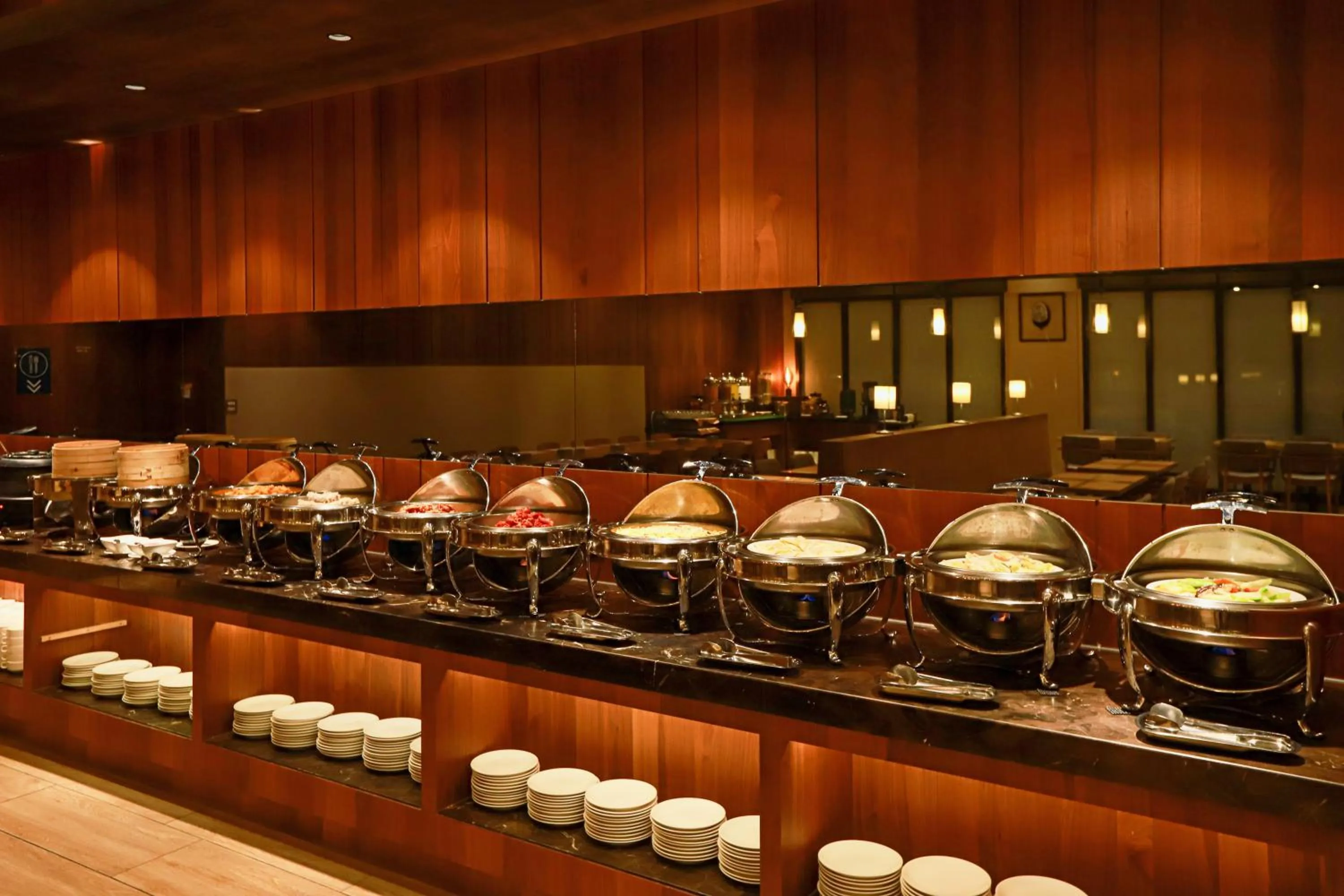 Breakfast in Hotel Intrendy