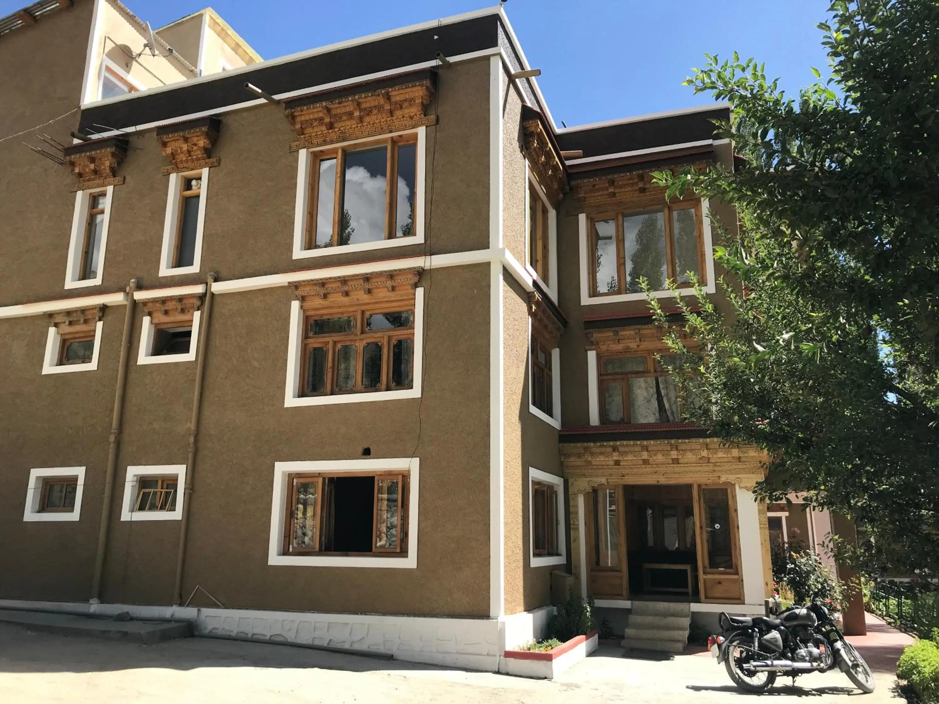 Facade/entrance in Sangto Green Guest House