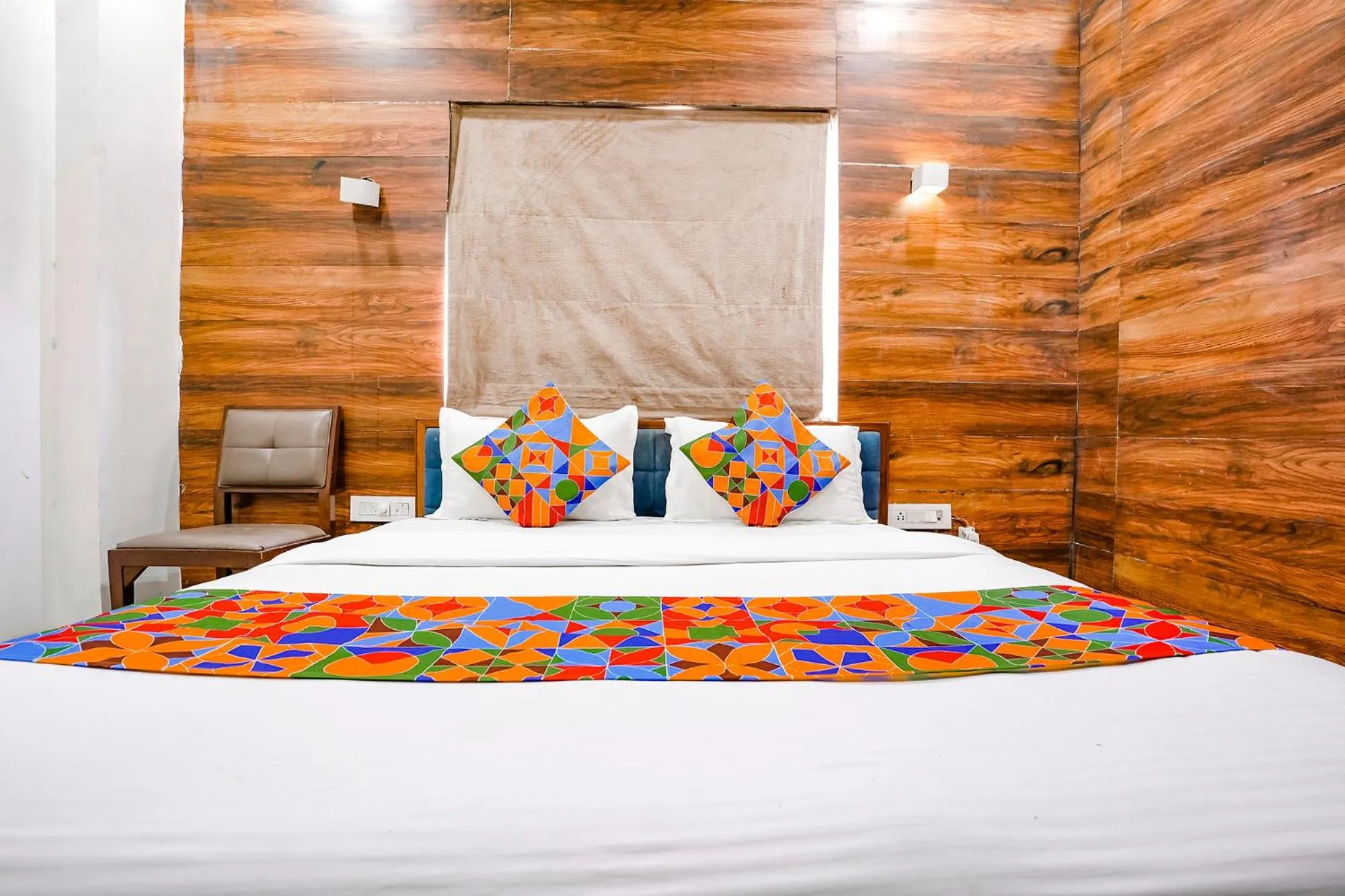 Bed in FabHotel Kyra - Near Airport Road