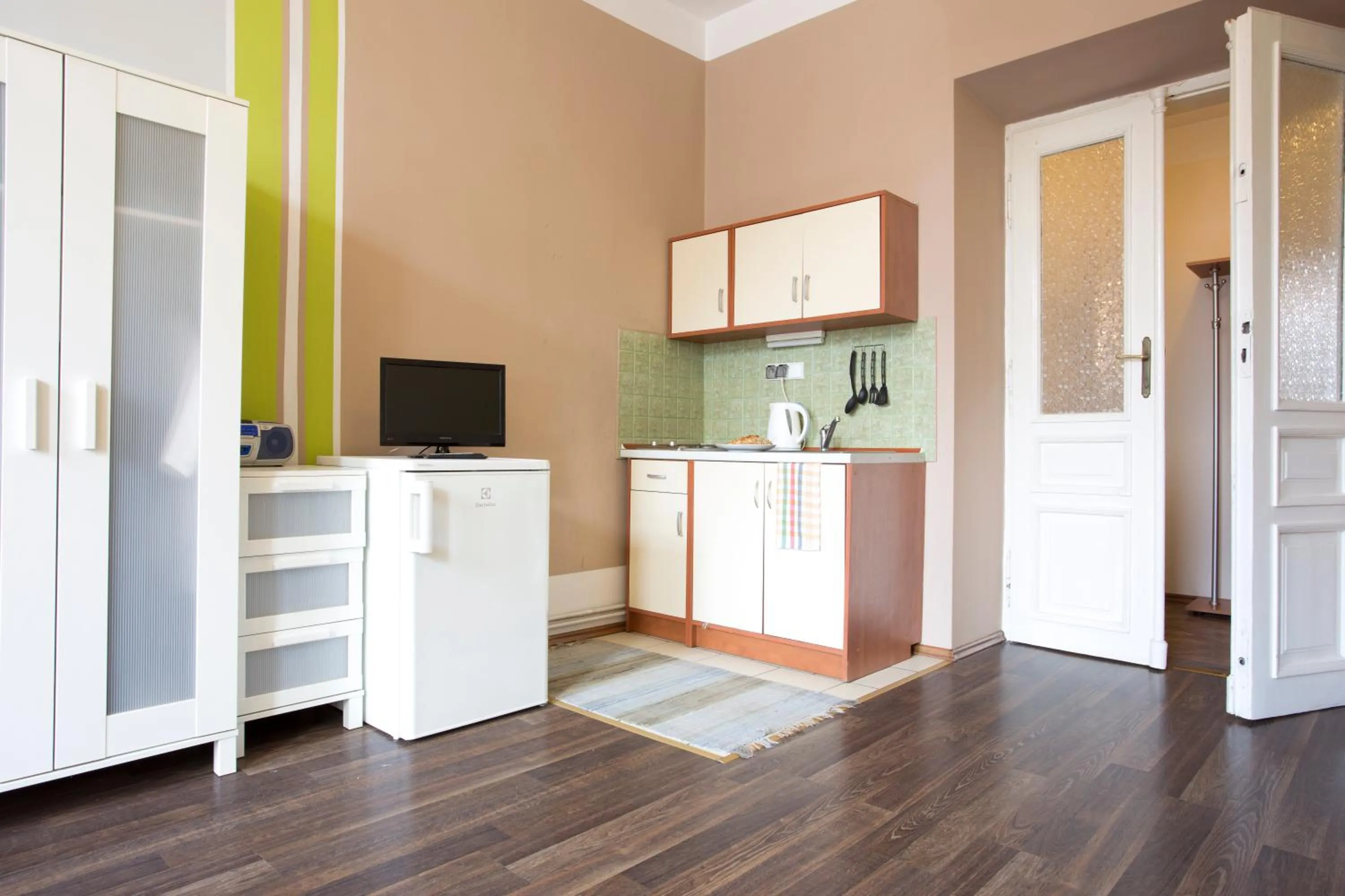 Kitchen or kitchenette in Krakow Townhouse