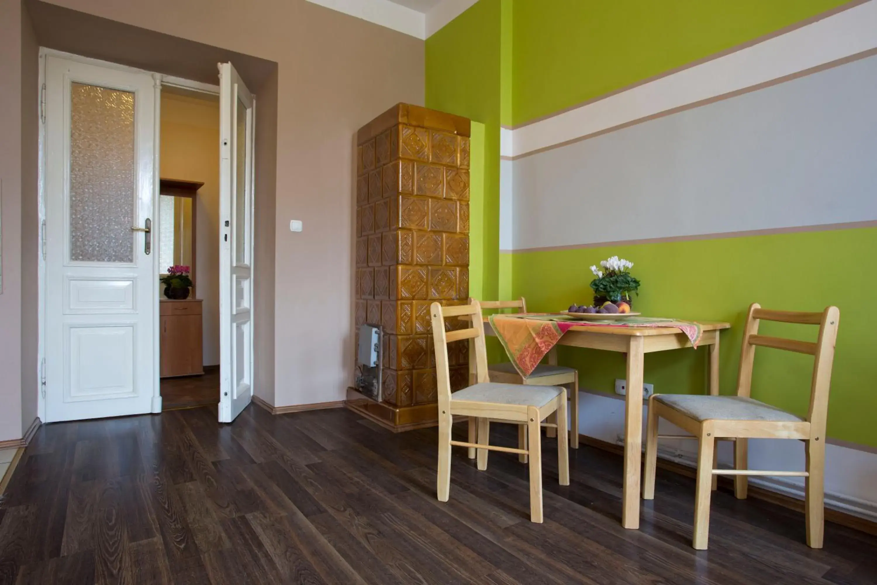 Standard Apartment in Krakow Townhouse Standard Apartment in Krakow Townhouse