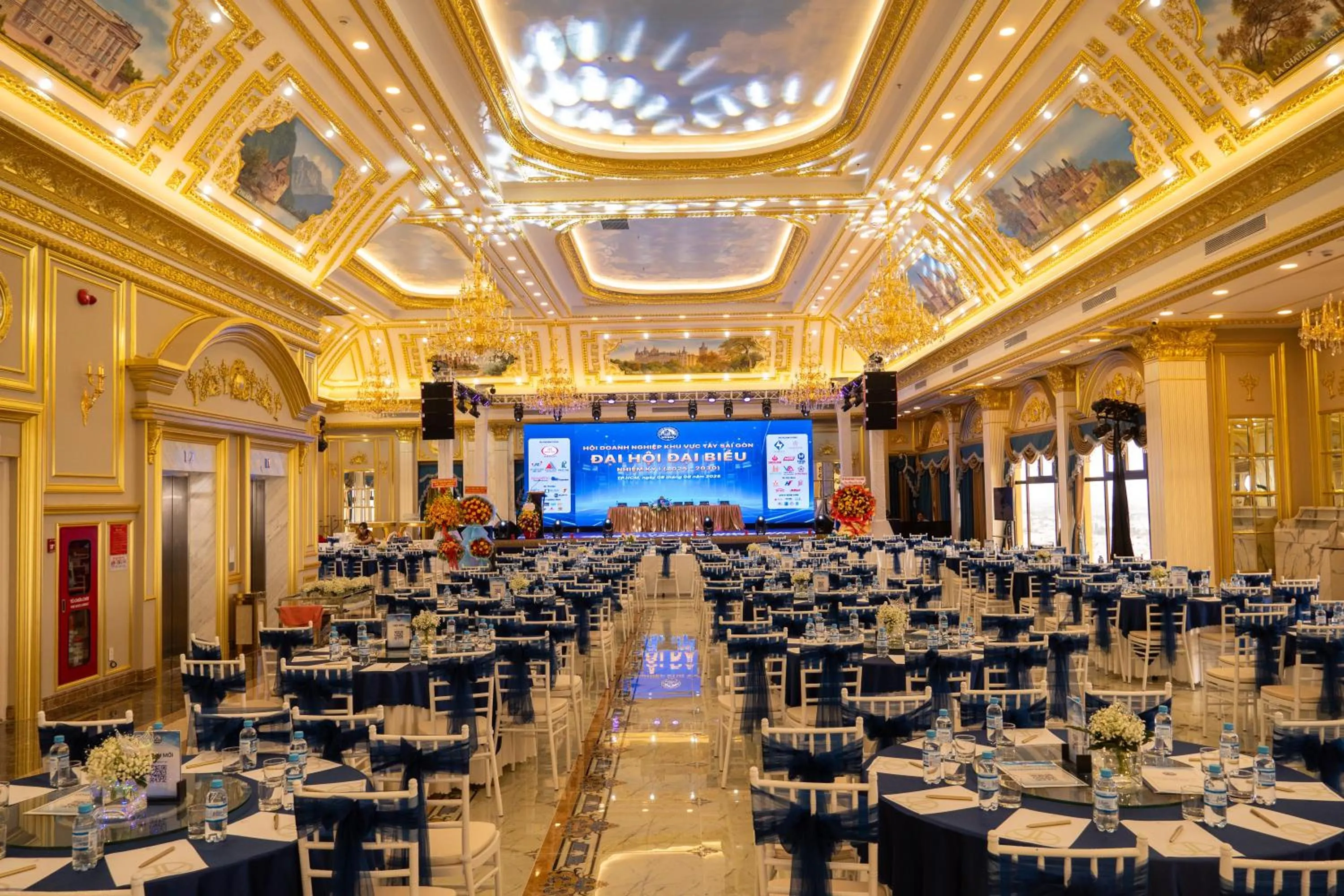 Meeting/conference room in LaChateau