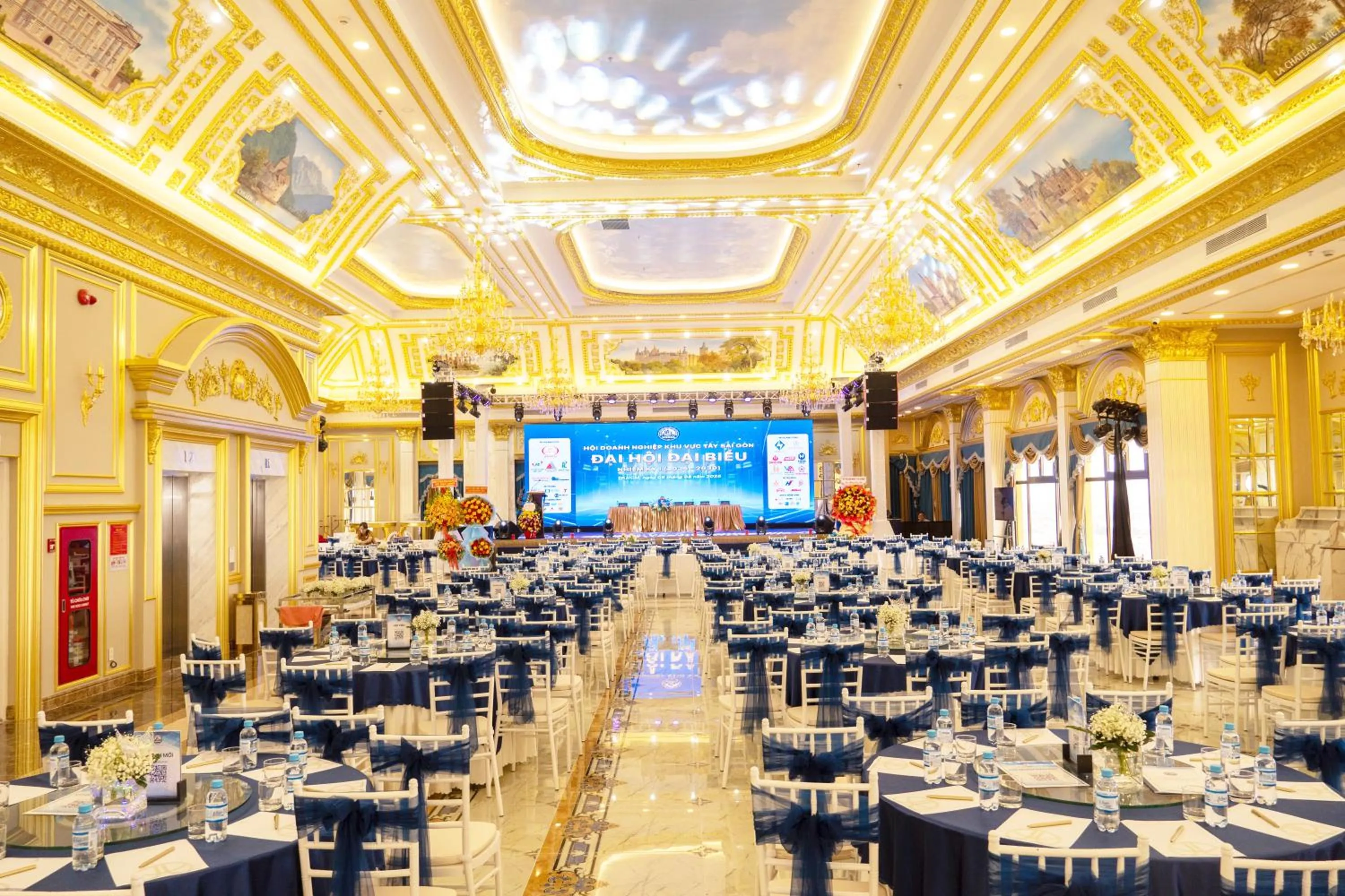 Meeting/conference room in LaChateau