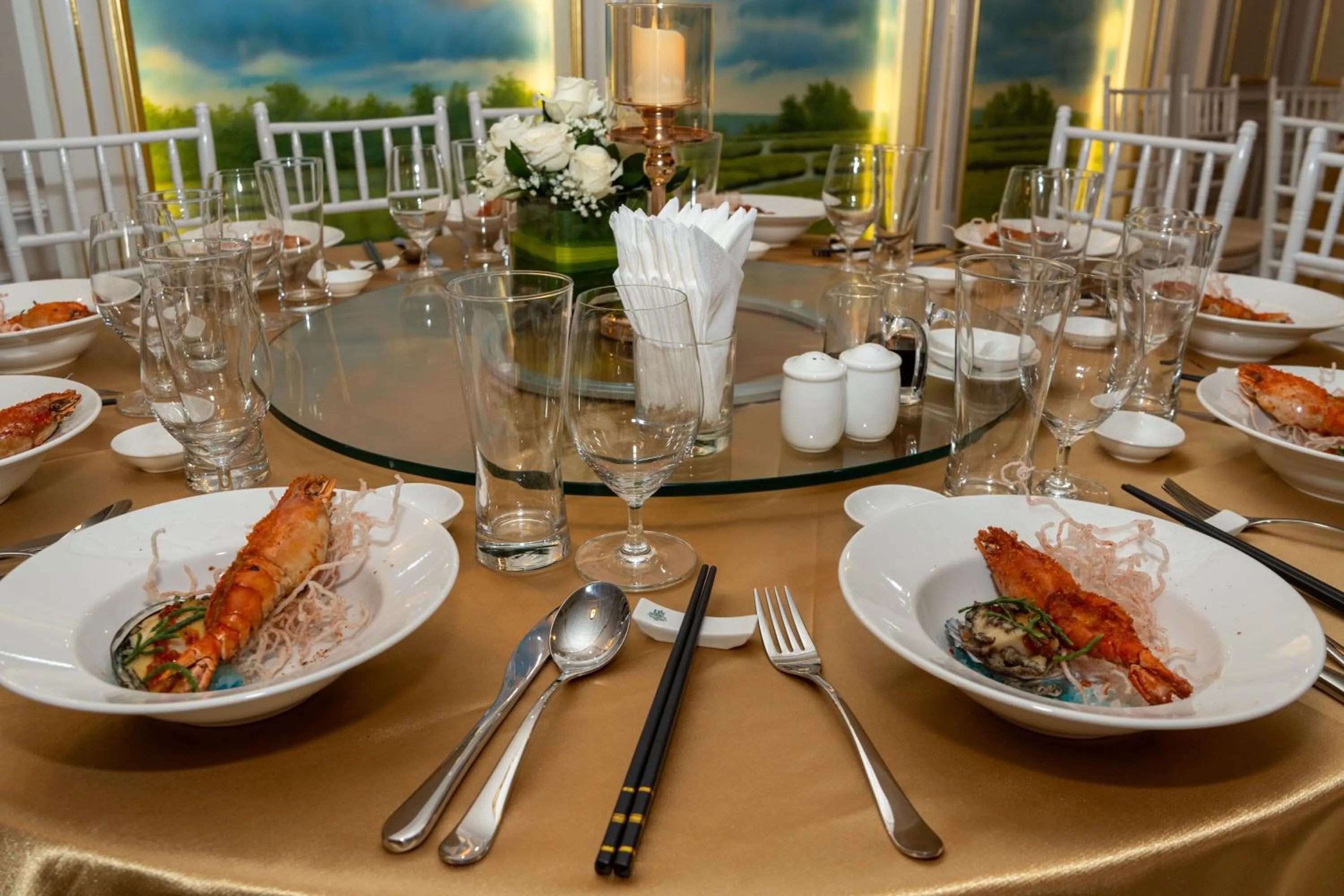 Restaurant/places to eat in LaChateau