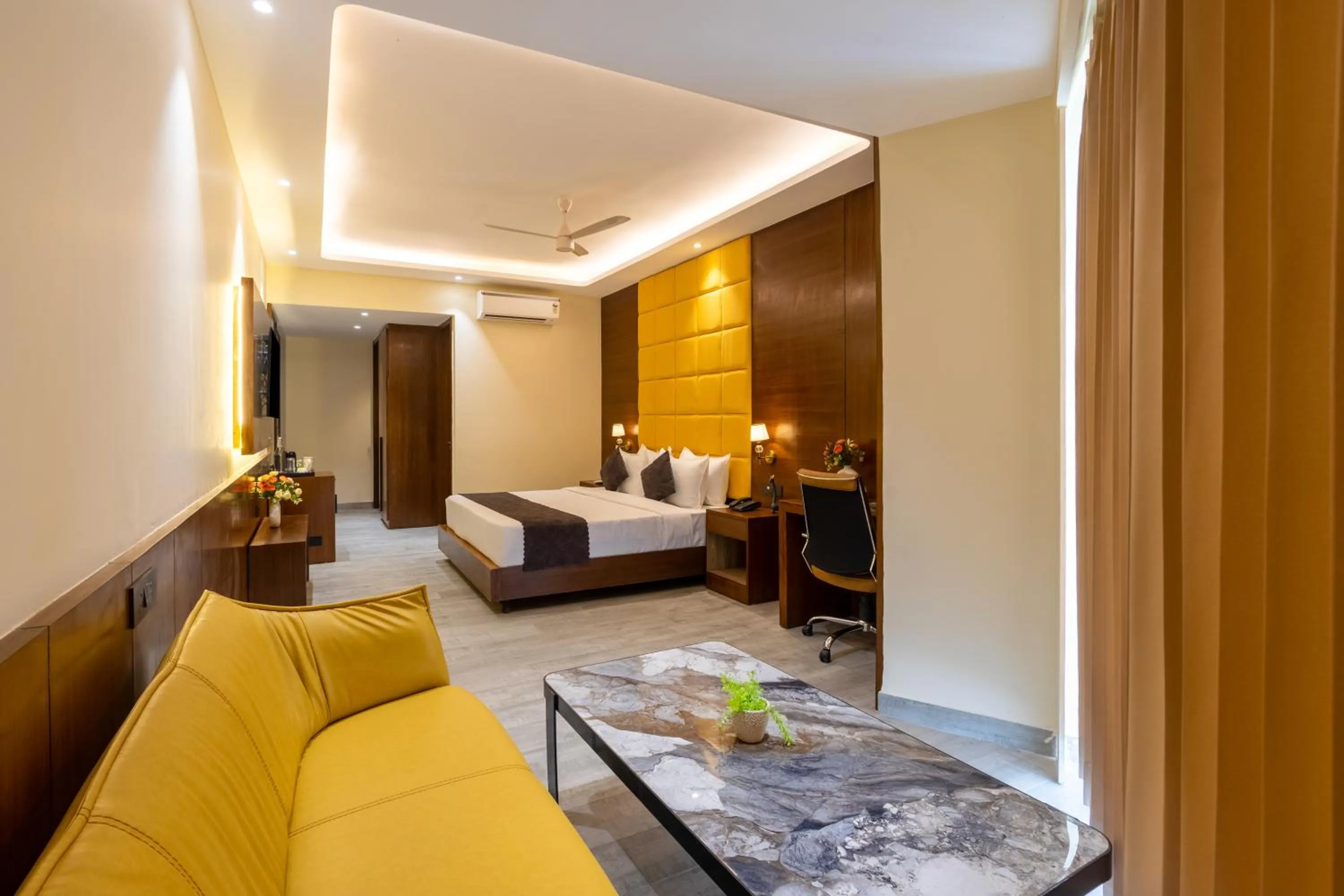 Bed in Saltstayz Premier - Manesar & Sector 86