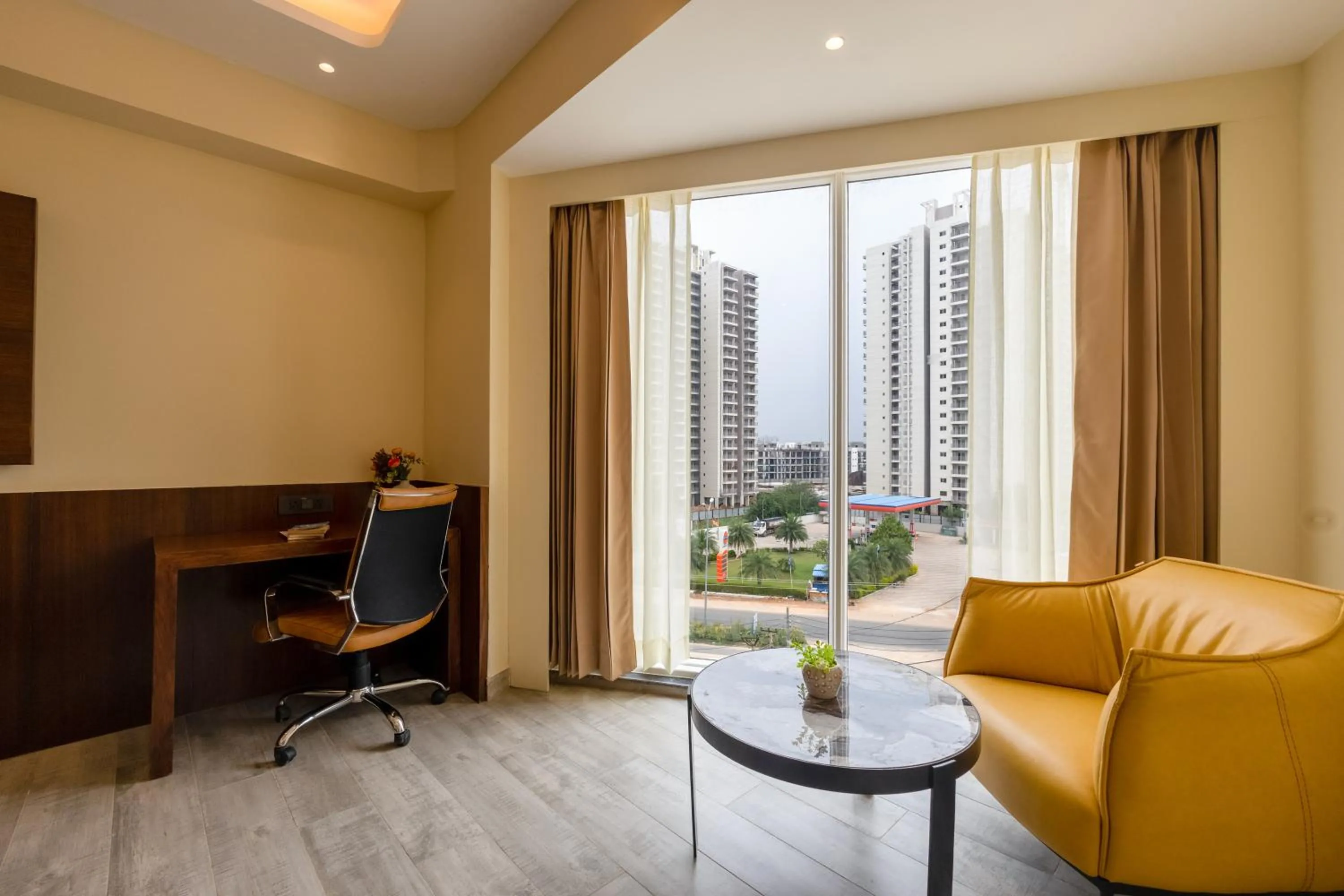 Seating area in Saltstayz Premier - Manesar & Sector 86