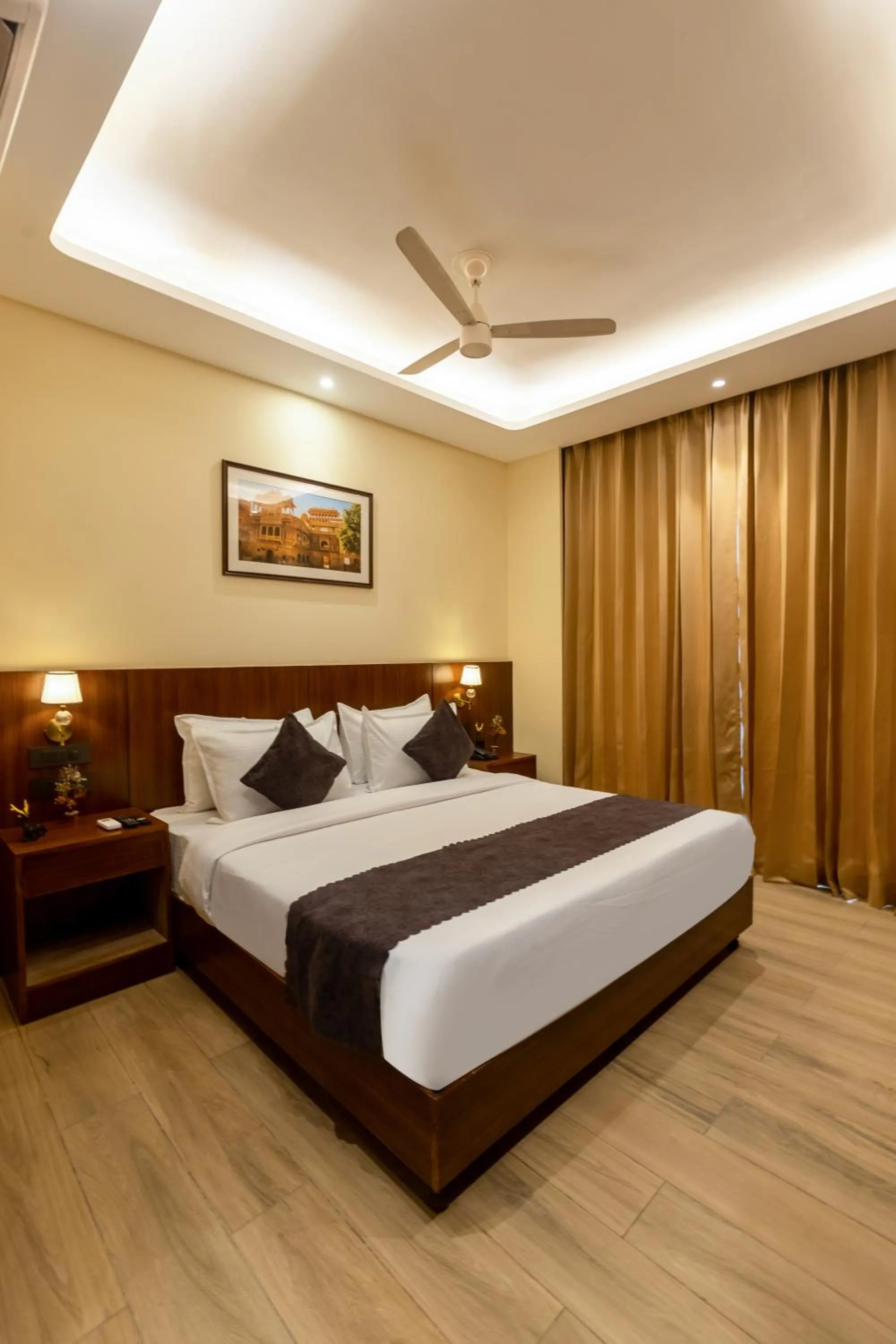 Bed in Saltstayz Premier - Manesar & Sector 86