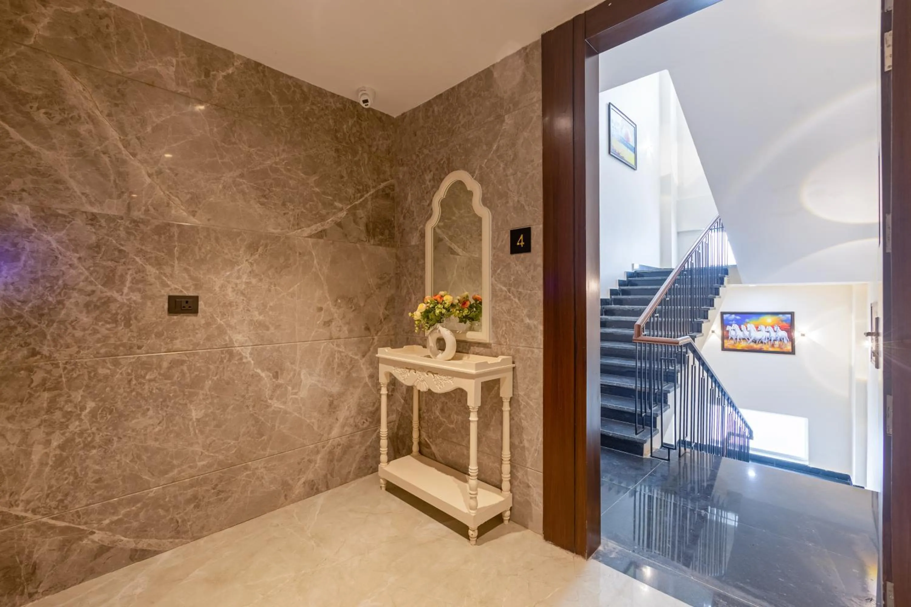 Decorative detail in Saltstayz Premier - Manesar & Sector 86