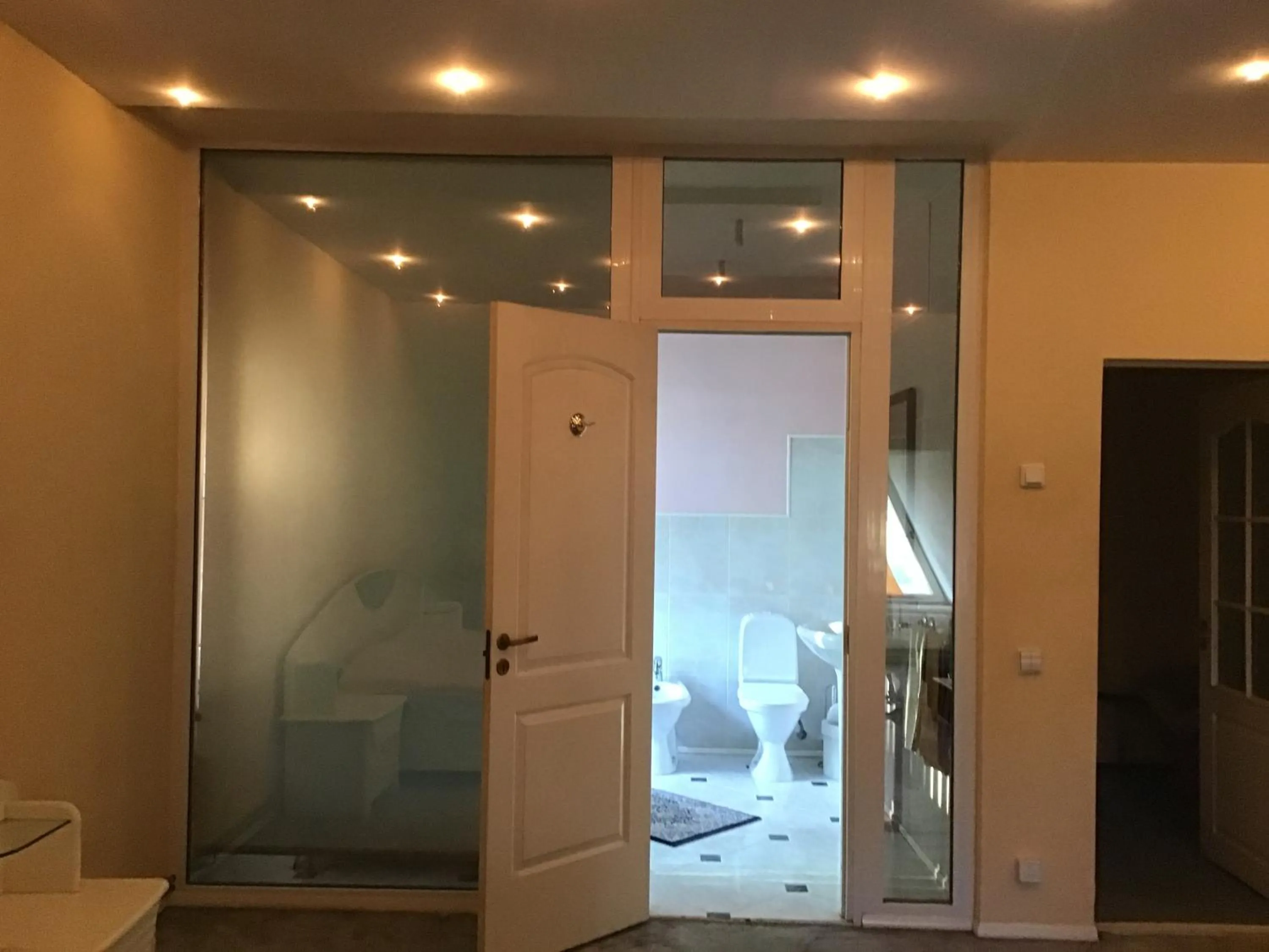 Shower in Apartamentai Lampėdžiuose