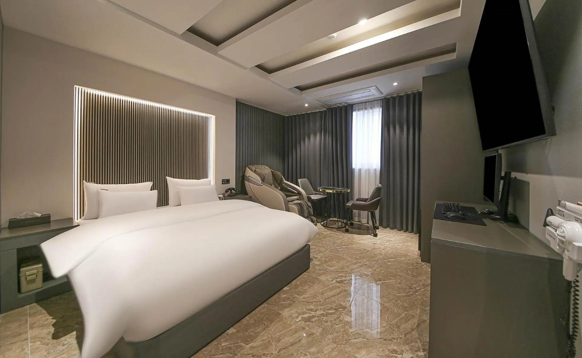 Bed in Chungju Browndot Cityhall