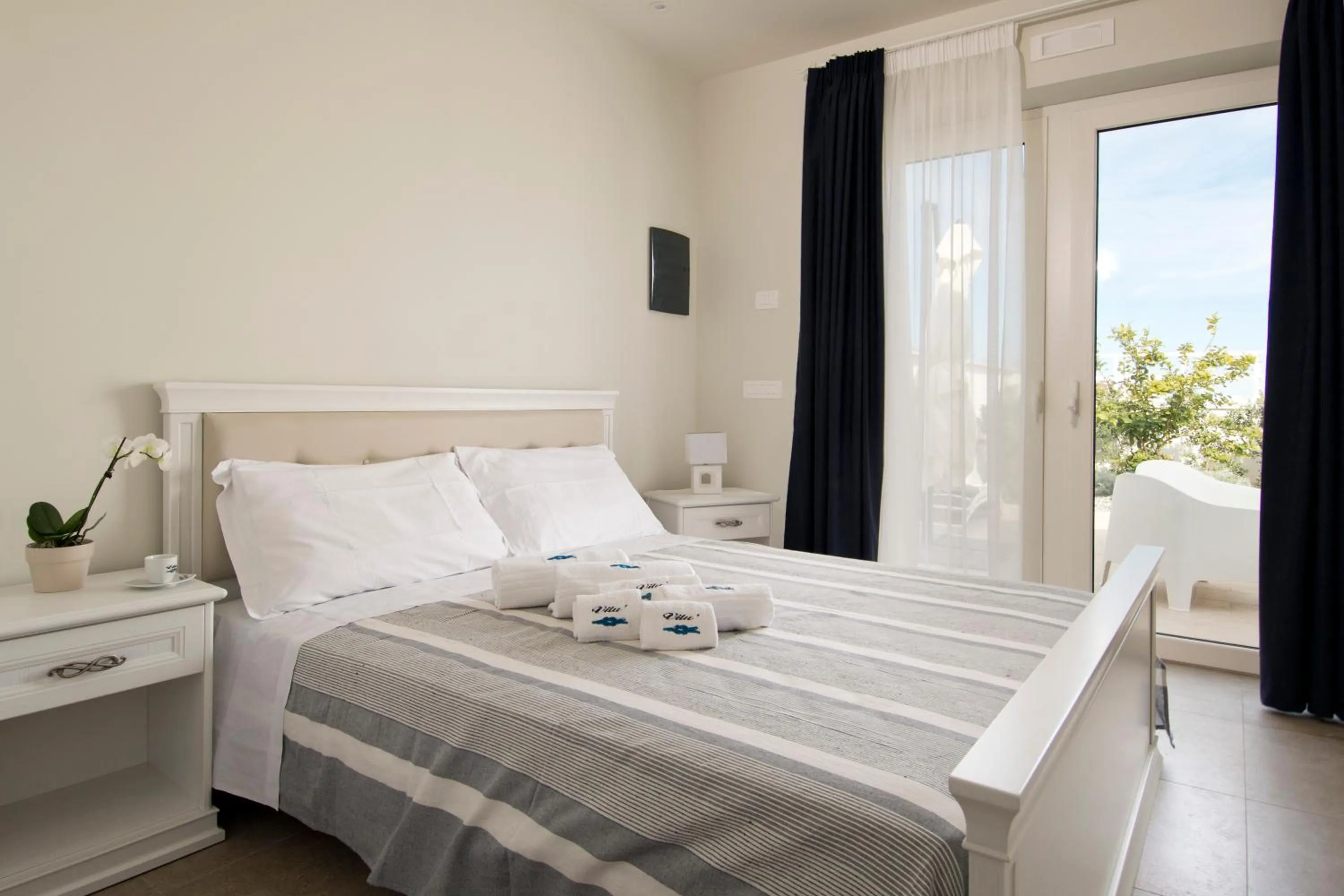 Bedroom, Bed in Vilu Suite Mare