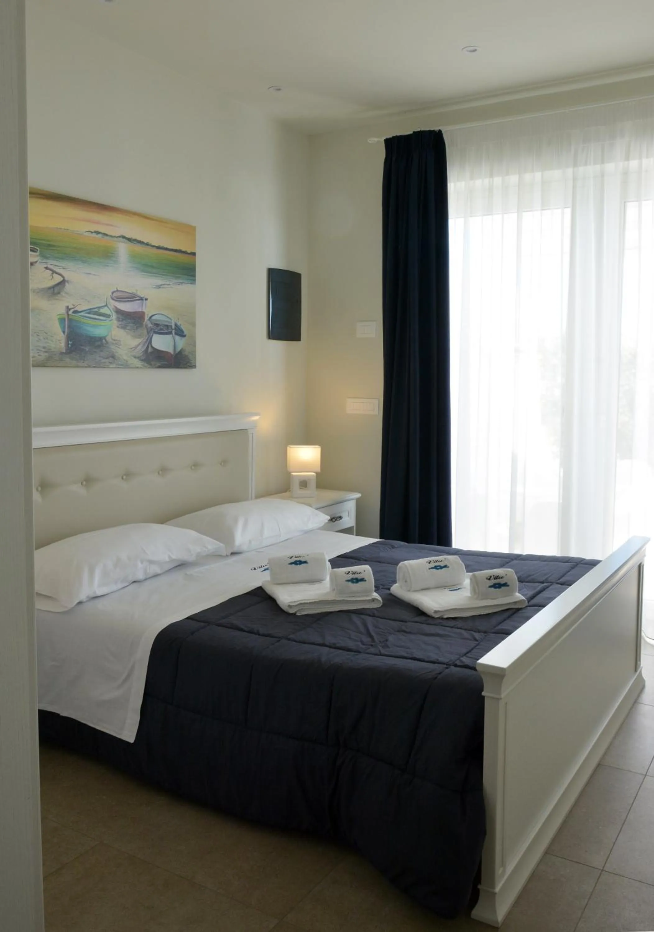 Bedroom, Bed in Vilu Suite Mare
