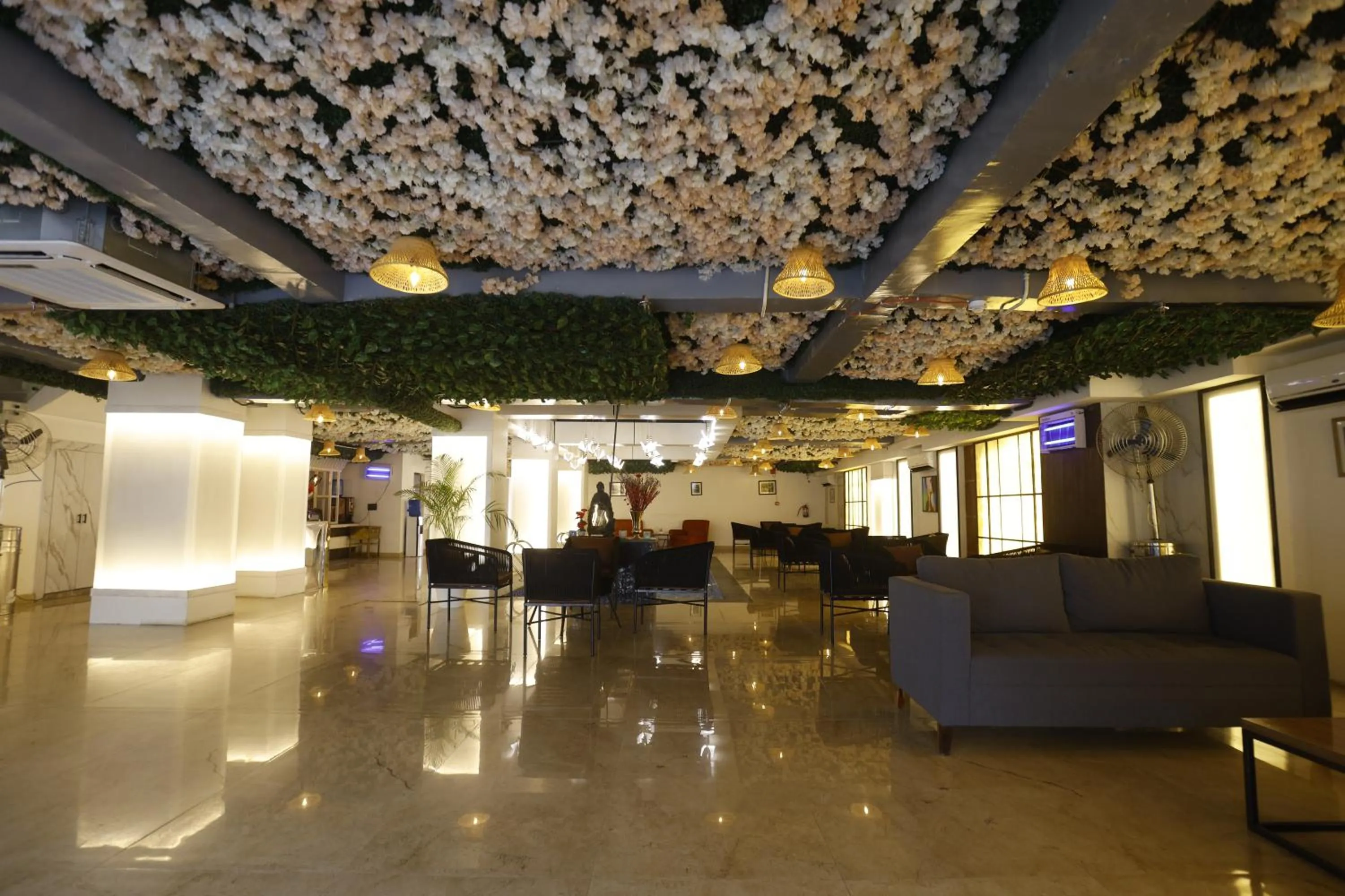 The Hoften Lotus Court, Noida