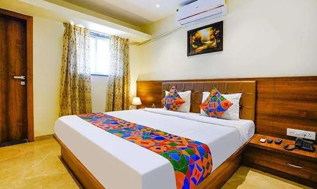 Bed in Hotel Chaitanya Executive