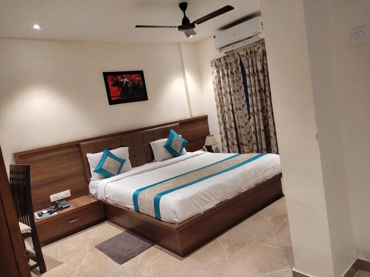 Bed in Hotel Chaitanya Executive