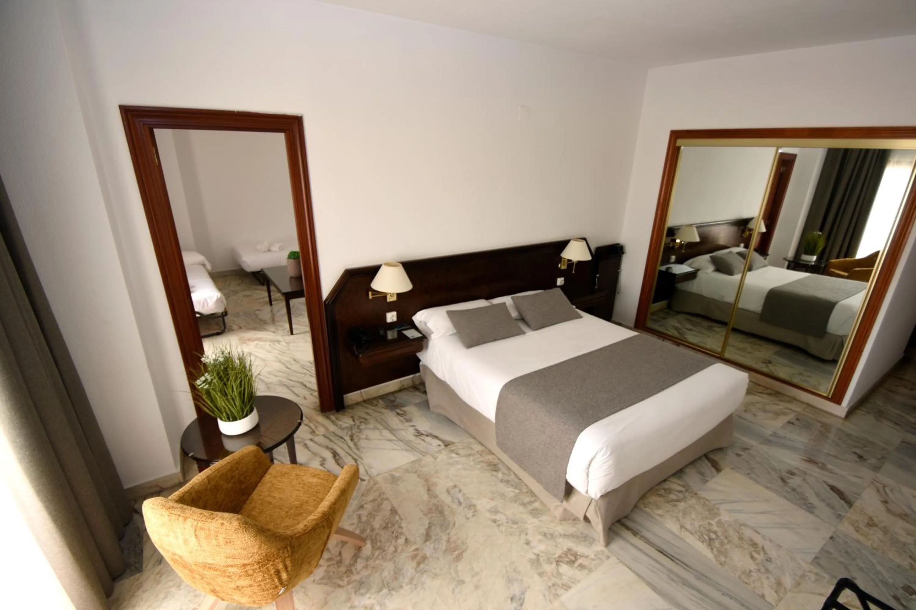 Bed in Turia Valencia