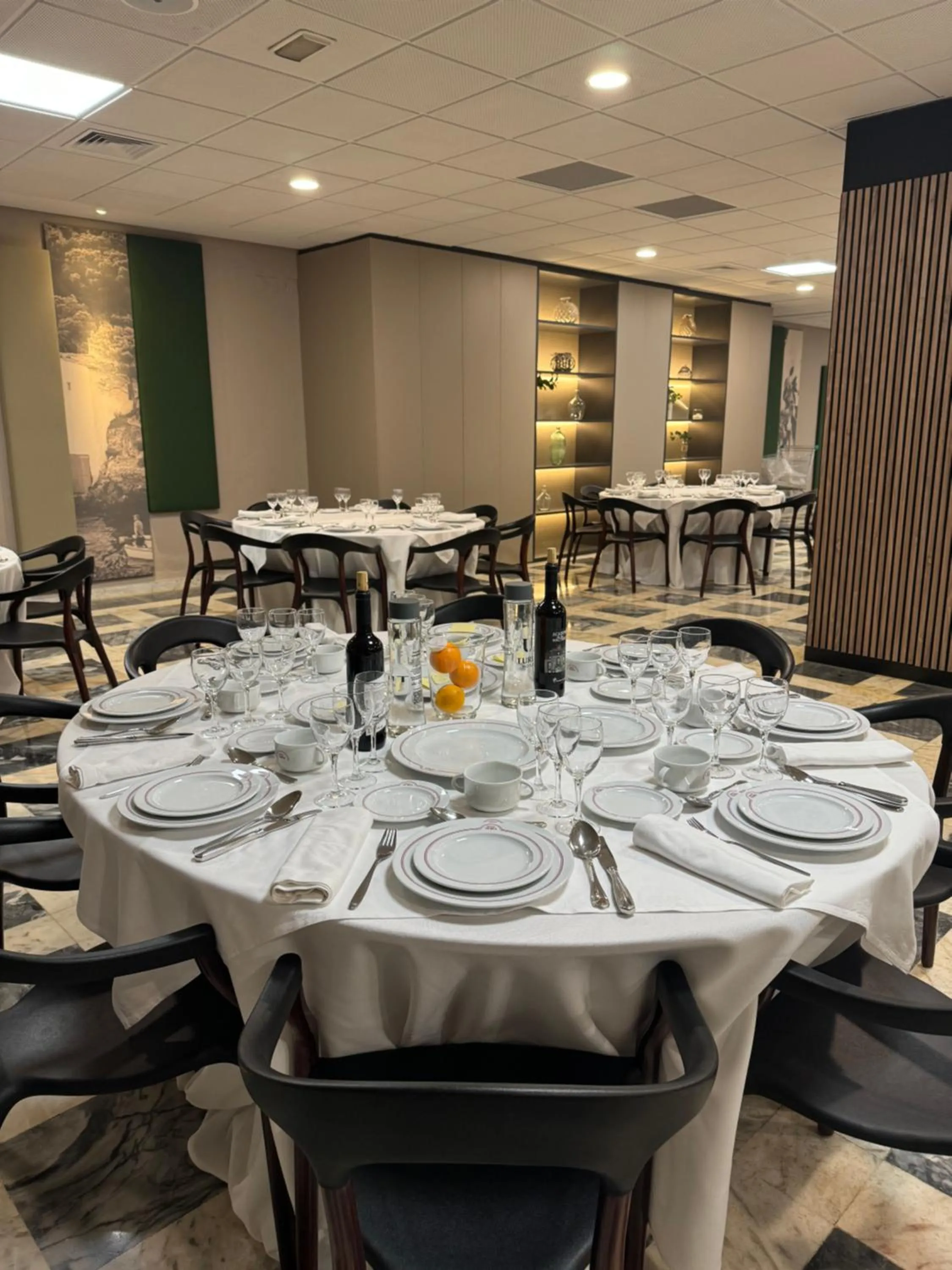 Food and drinks in Turia Valencia