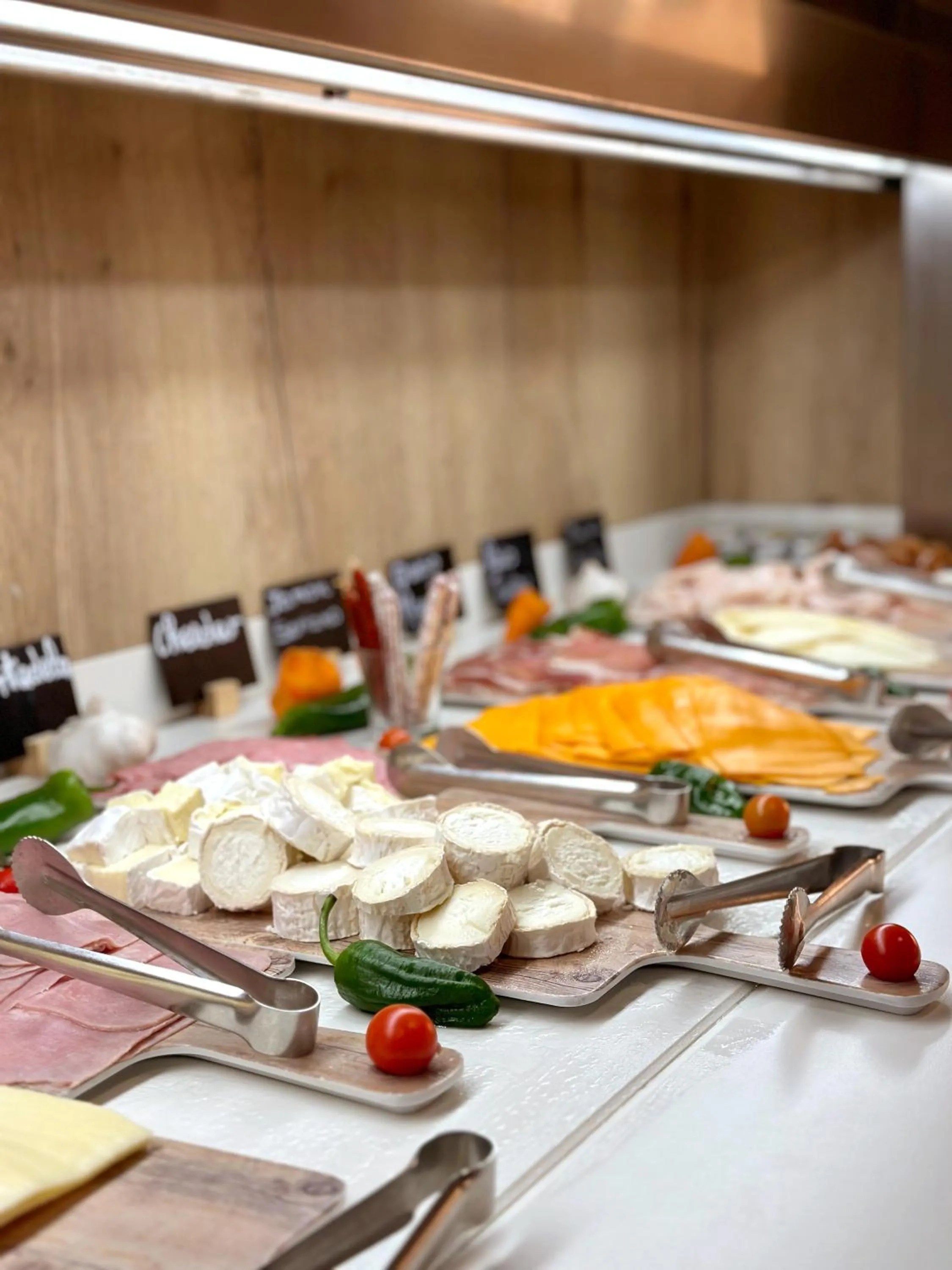 Food and drinks in Turia Valencia