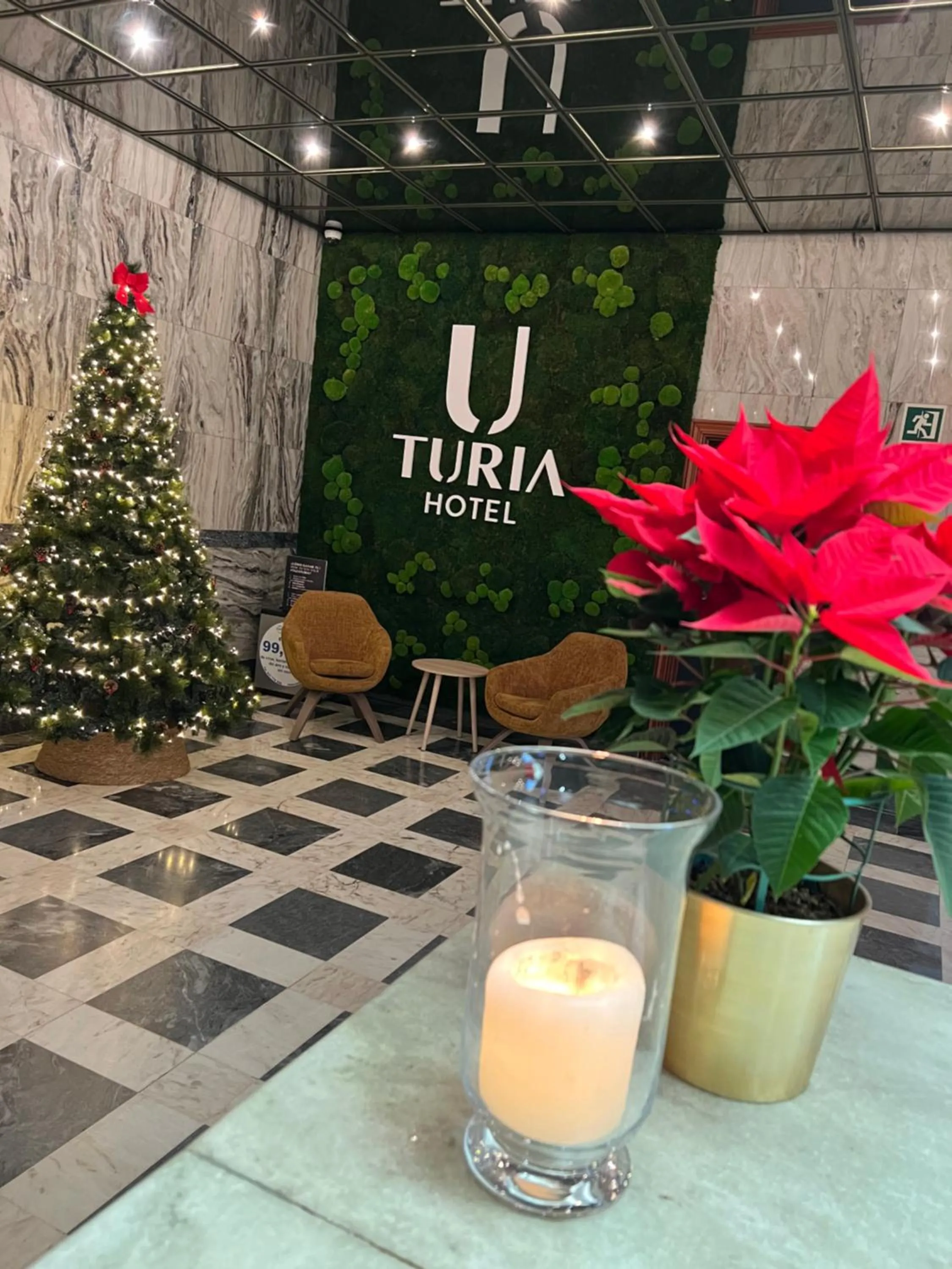 Lobby or reception in Turia Valencia