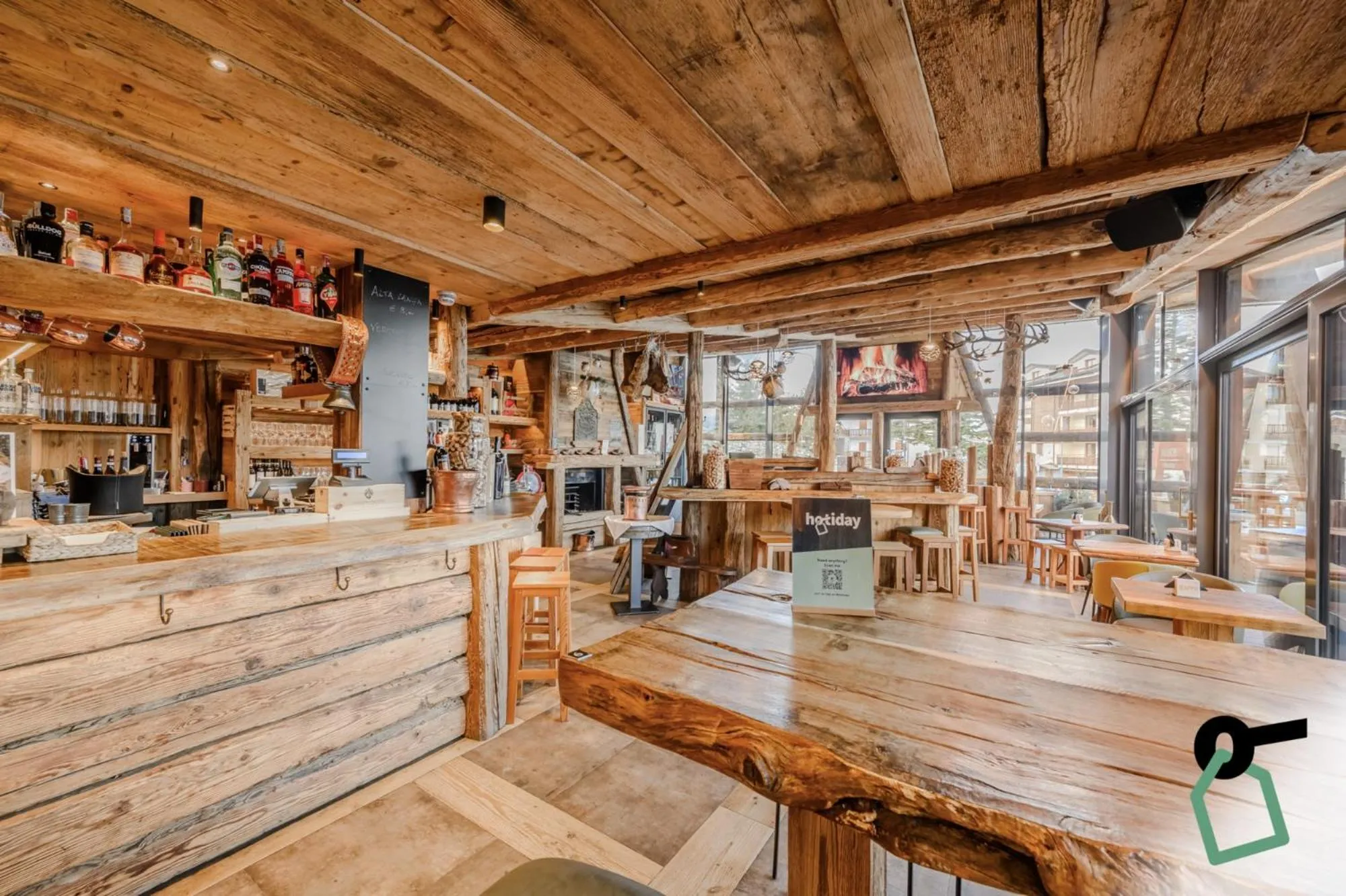 Lounge or bar in Hotiday Sauze Centro